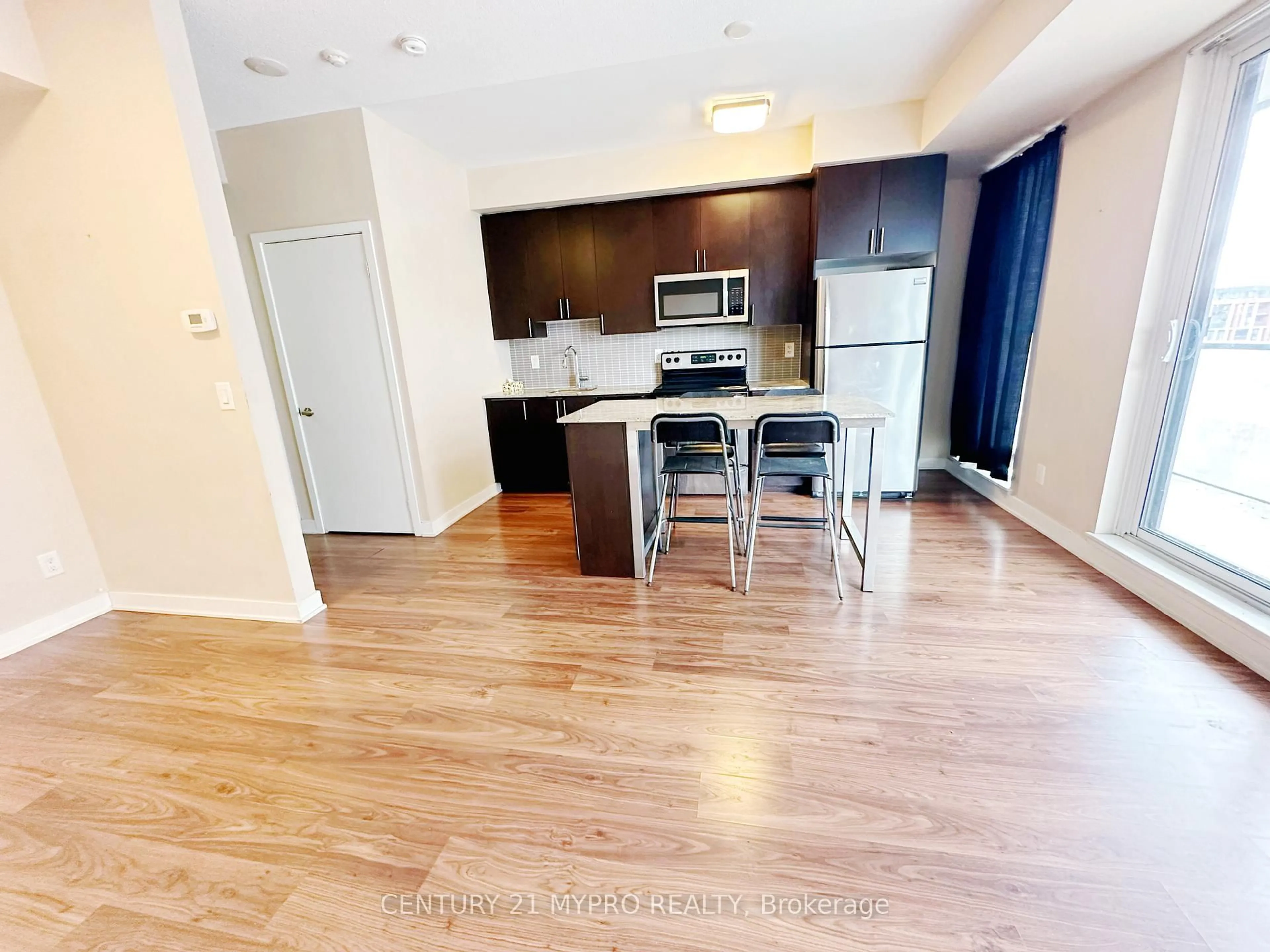 Unknown for 260 Sackville St #611, Toronto Ontario M5A 0B3