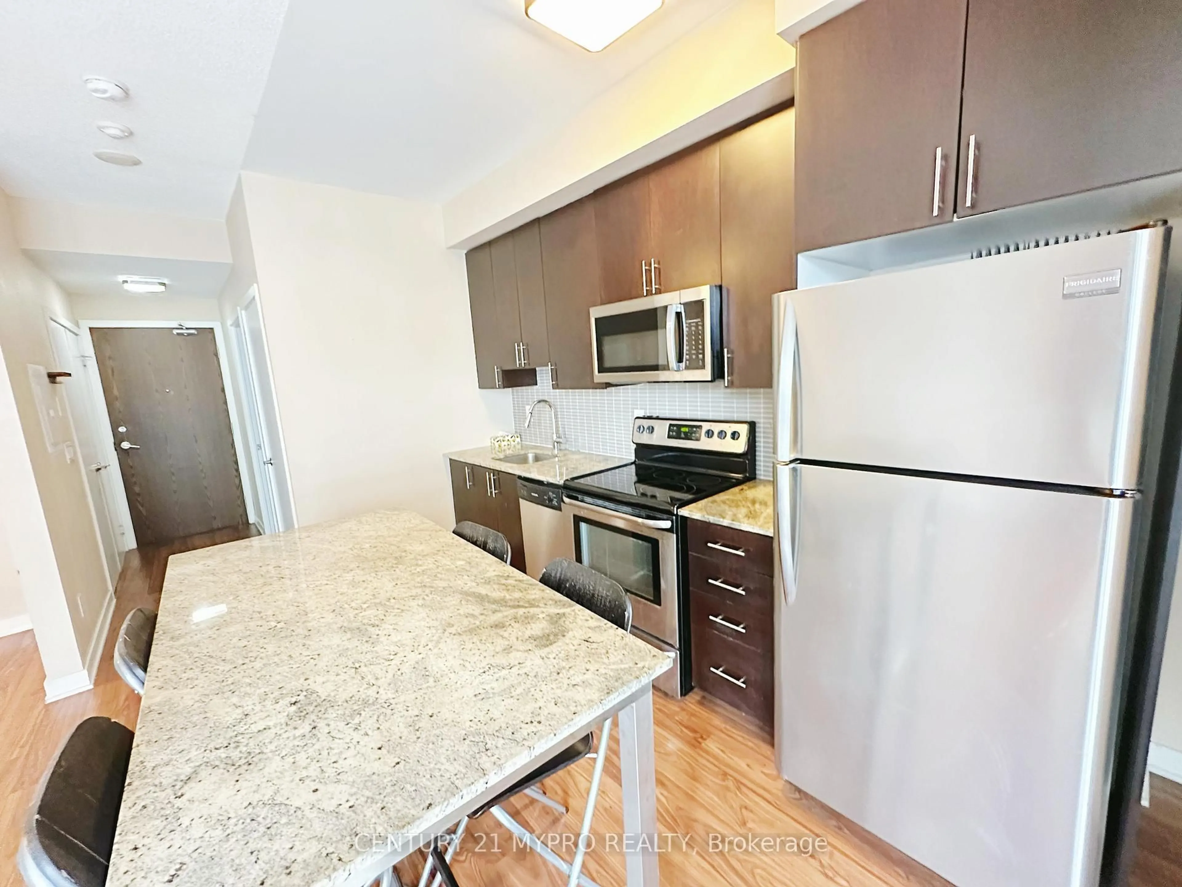 Standard kitchen, unknown for 260 Sackville St #611, Toronto Ontario M5A 0B3