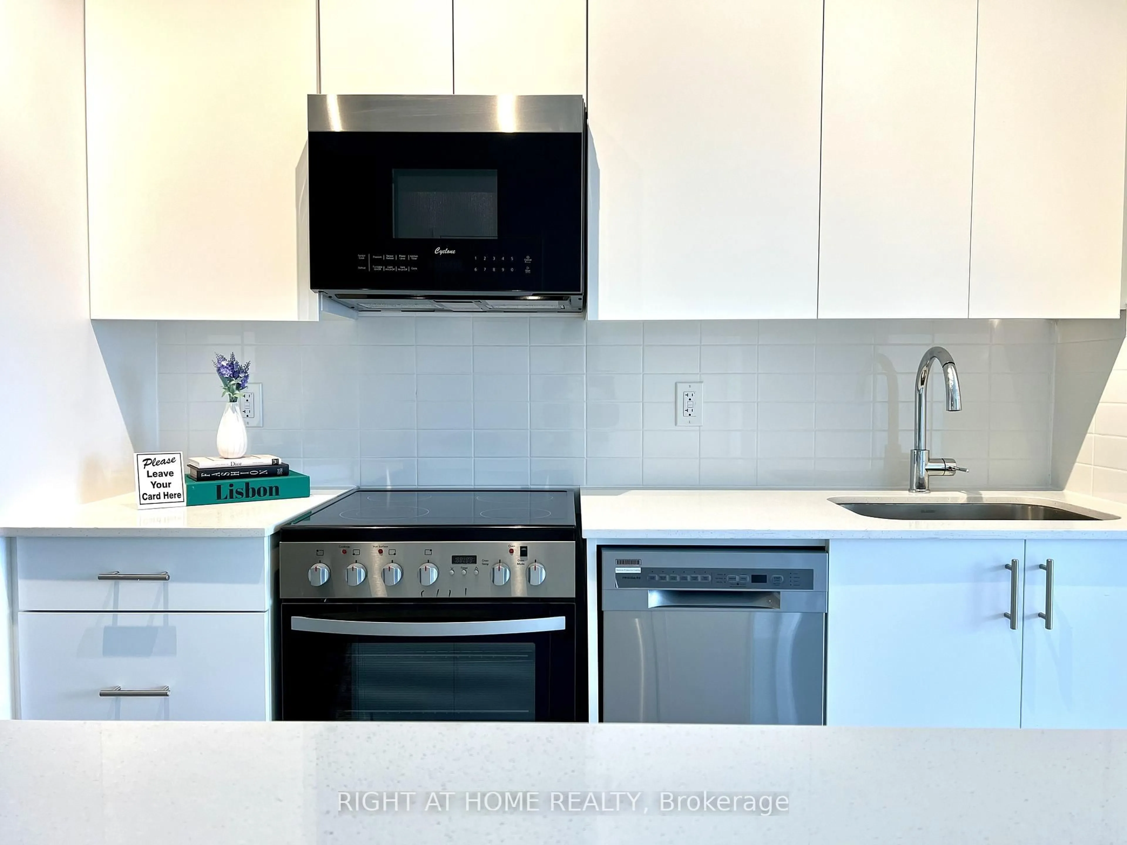 Standard kitchen, unknown for 15 Ellerslie Ave #2301, Toronto Ontario M2N 0L7