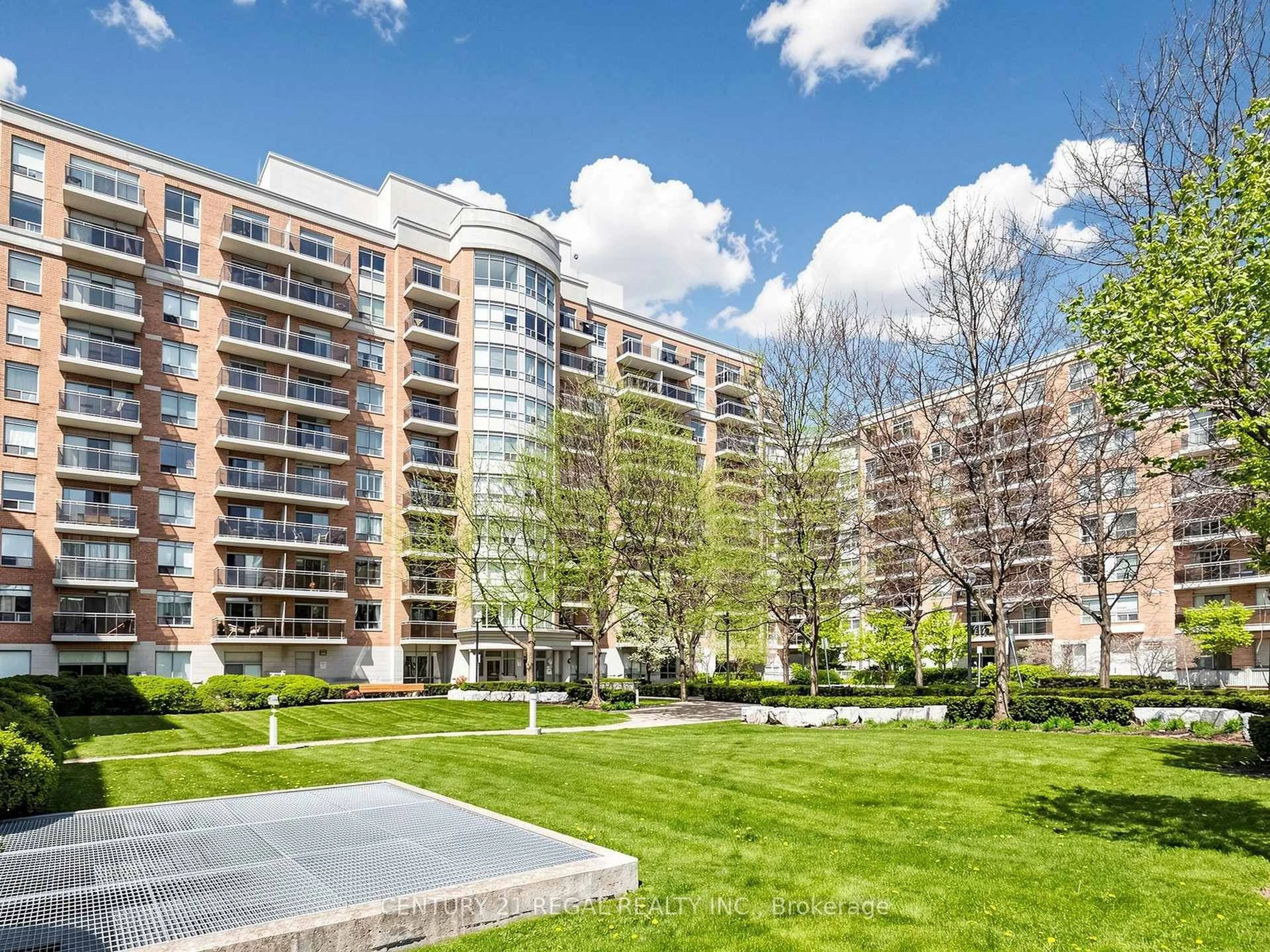 Unknown for 650 Lawrence Ave #336, Toronto Ontario M6A 3E8