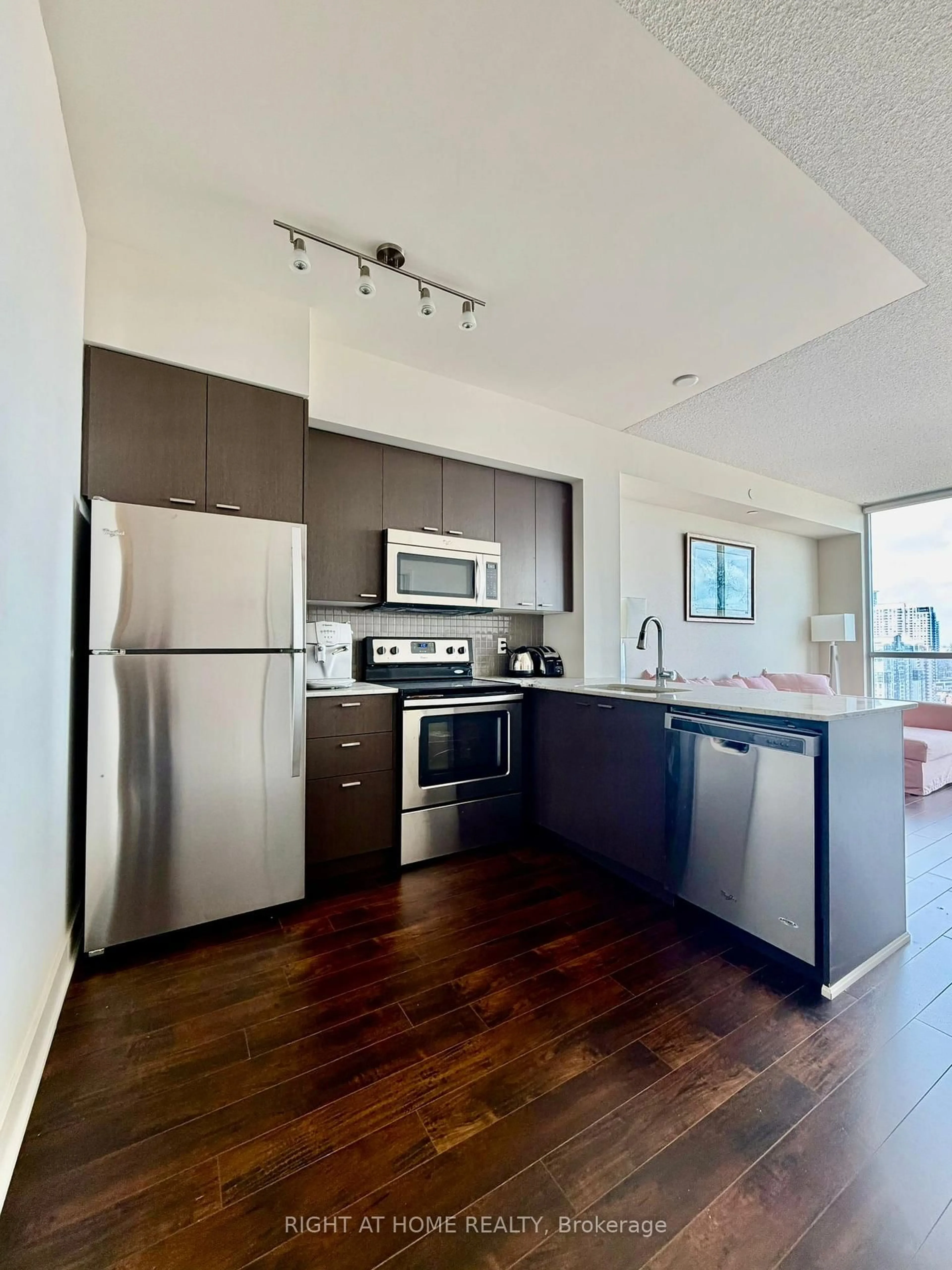 Unknown for 88 Sheppard Ave #2408, Toronto Ontario M2N 6Y2