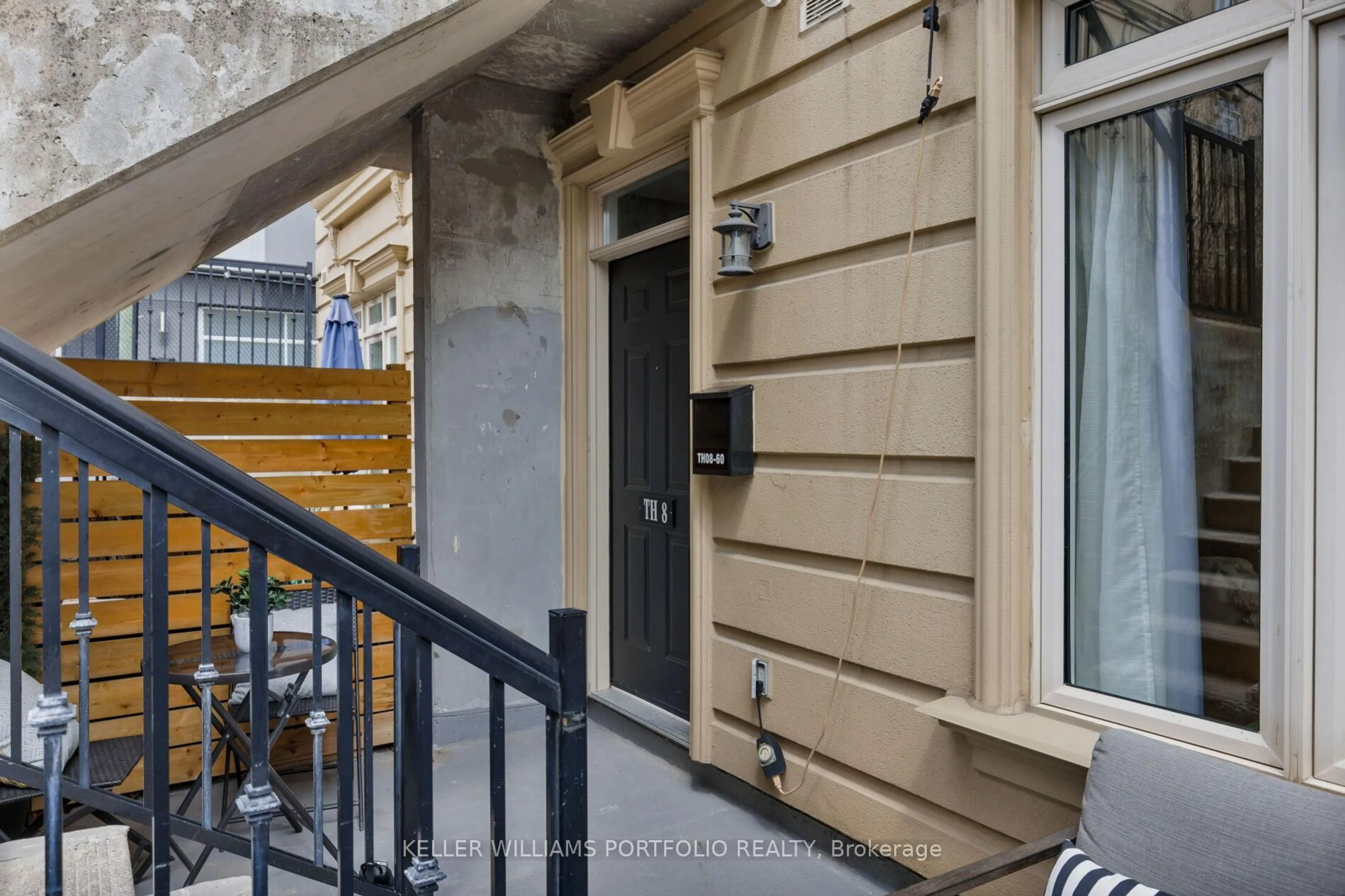 Balcony in the apartment, street for 60 Carr St #08, Toronto Ontario M5T 1B7