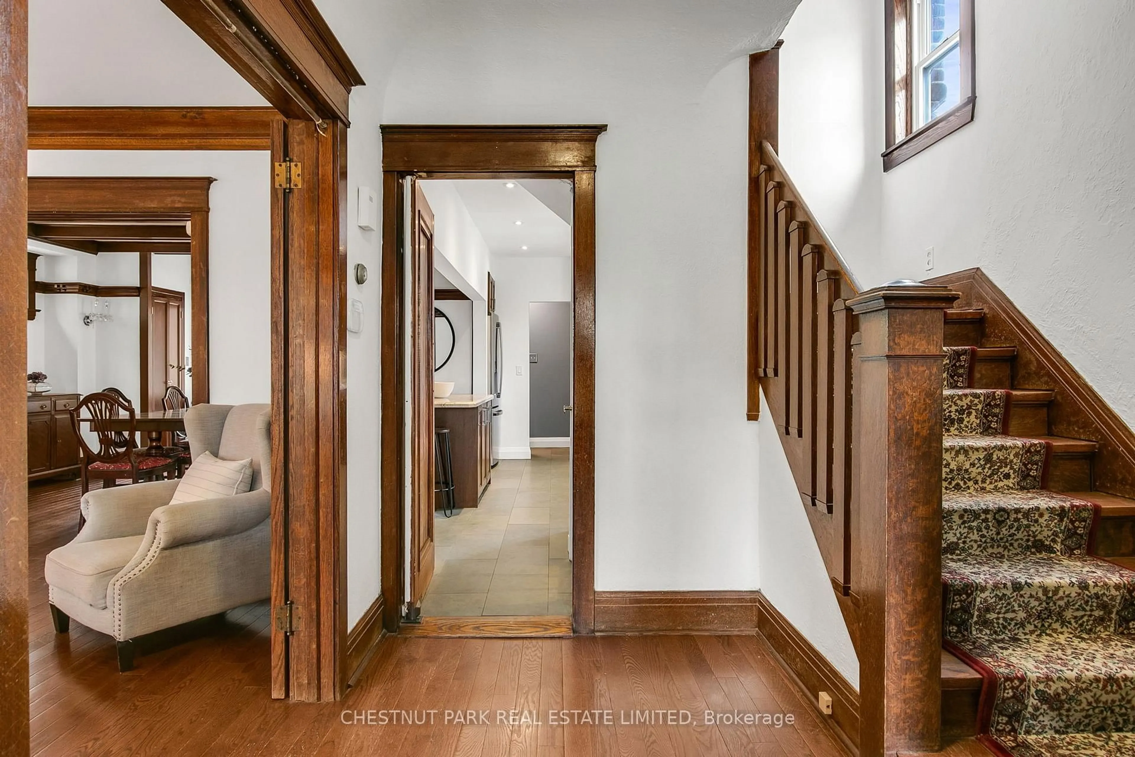 Indoor foyer for 4 Biggar Ave, Toronto Ontario M6H 2N4