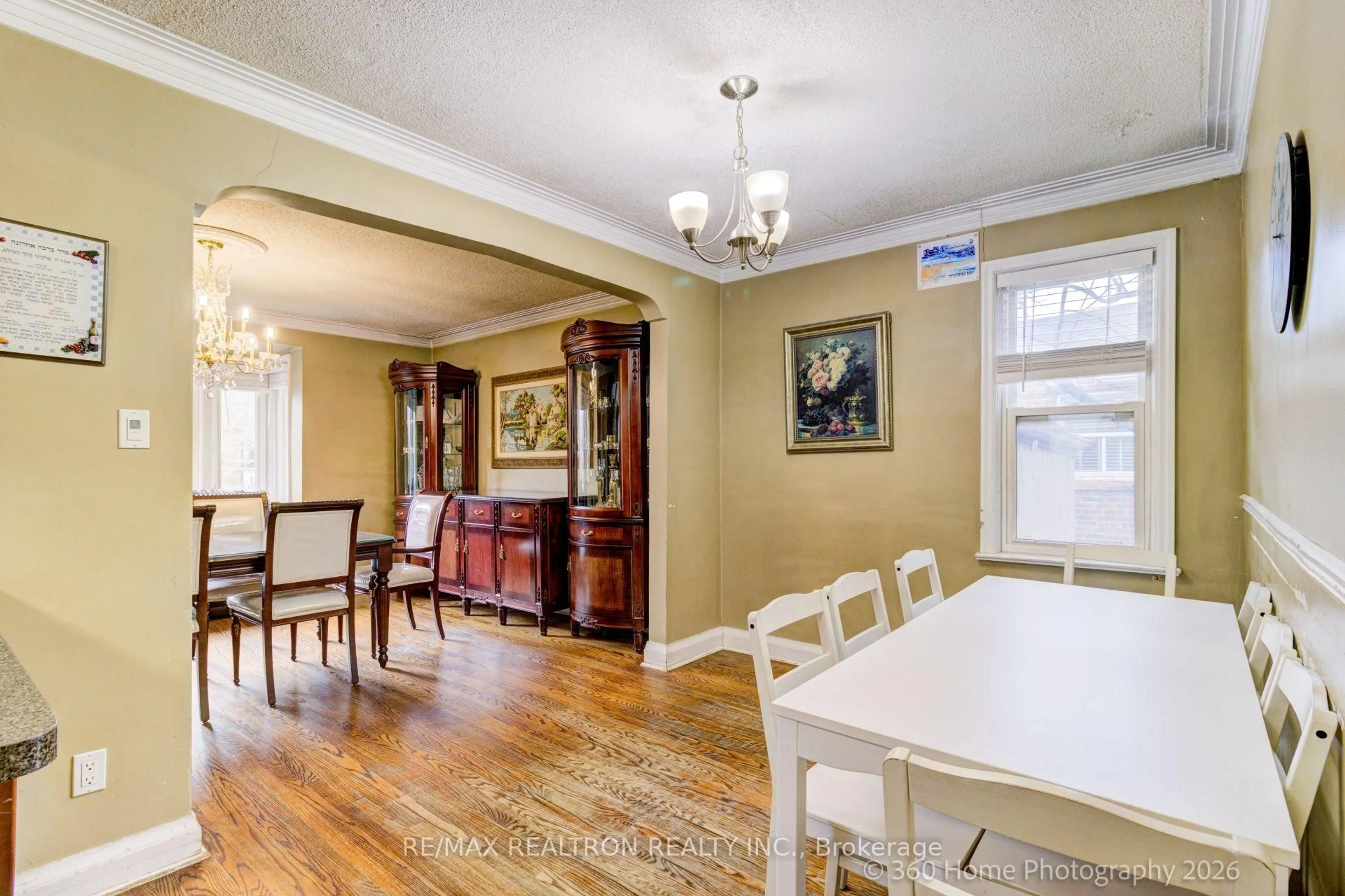 Dining room, wood/laminate floor for 122 Mcgillivray Ave, Toronto Ontario M5M 2Y6