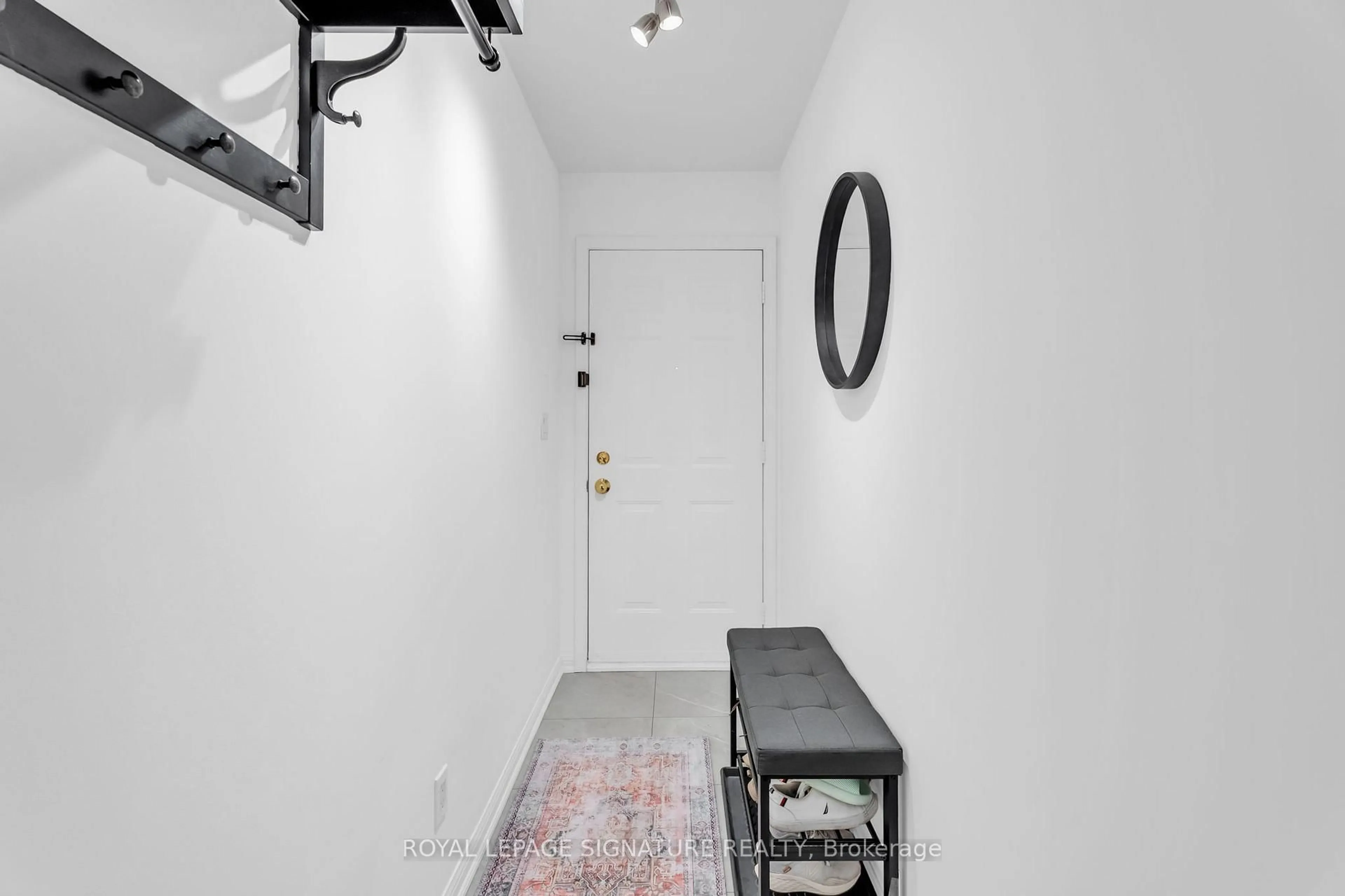 Indoor entryway for 3 Everson Dr #278, Toronto Ontario M2N 7C2