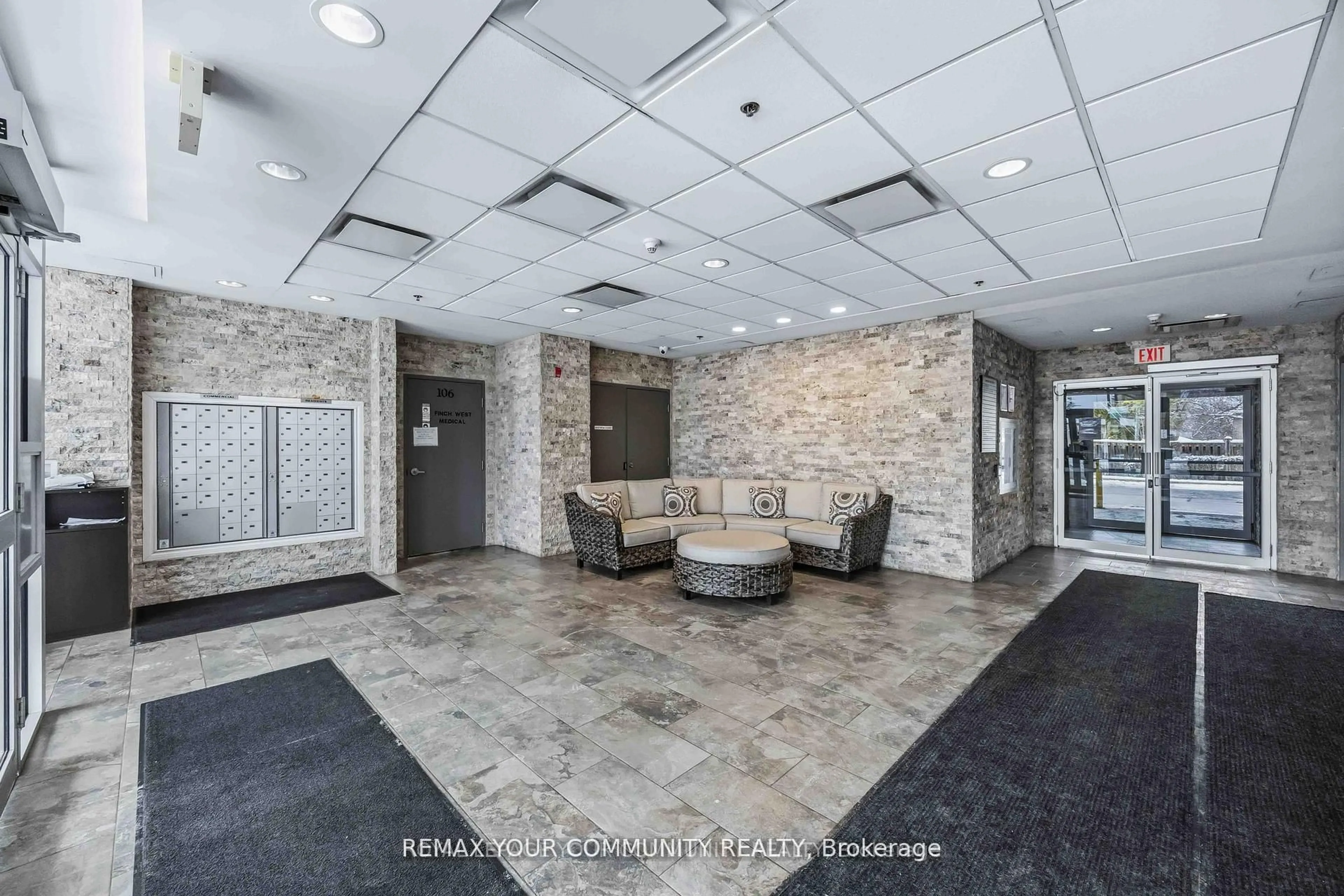 Unknown for 222 Finch Ave #306, Toronto Ontario M2R 1M6