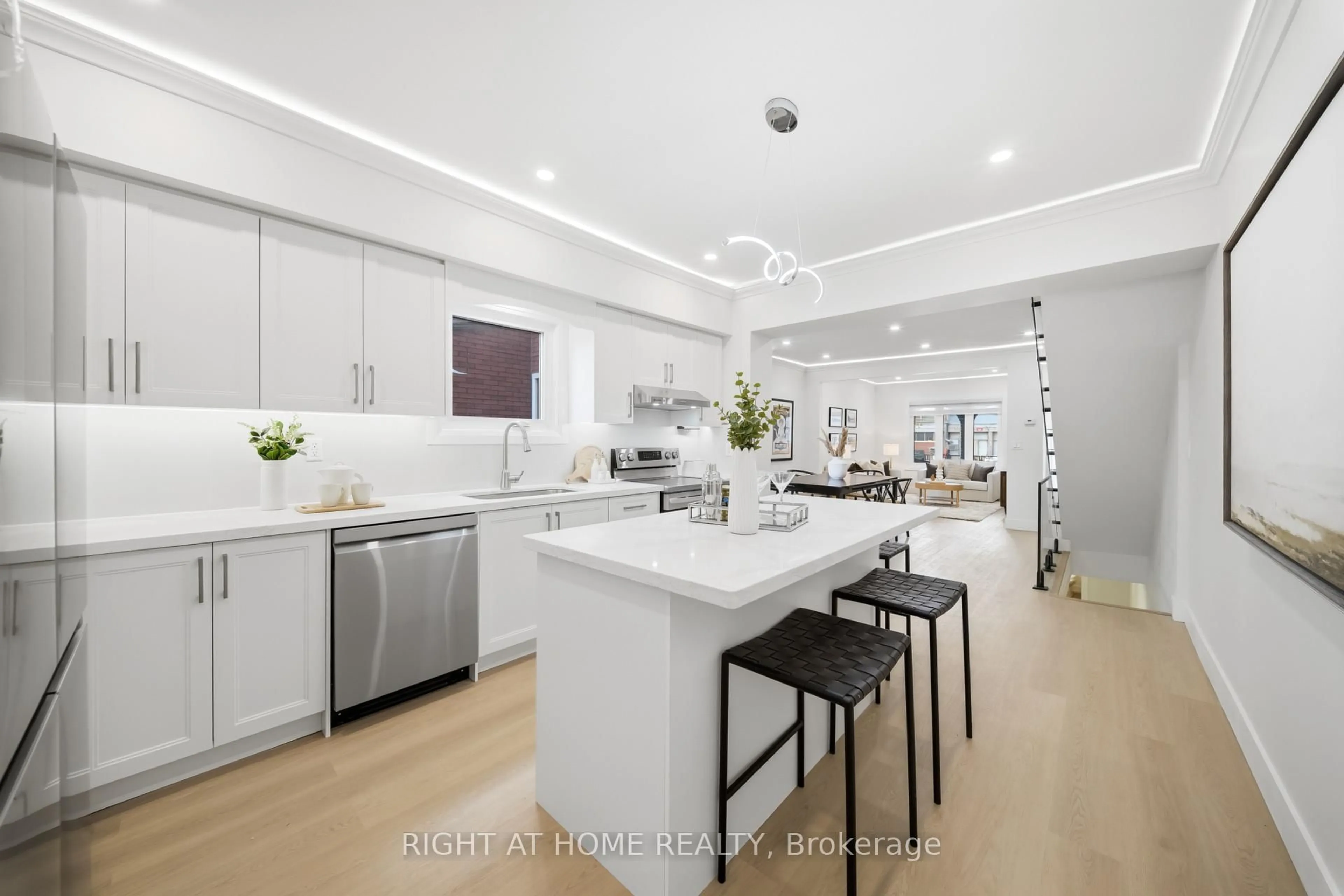 Open concept kitchen, ceramic/tile floor for 137 Gladstone Ave, Toronto Ontario M6J 3L1