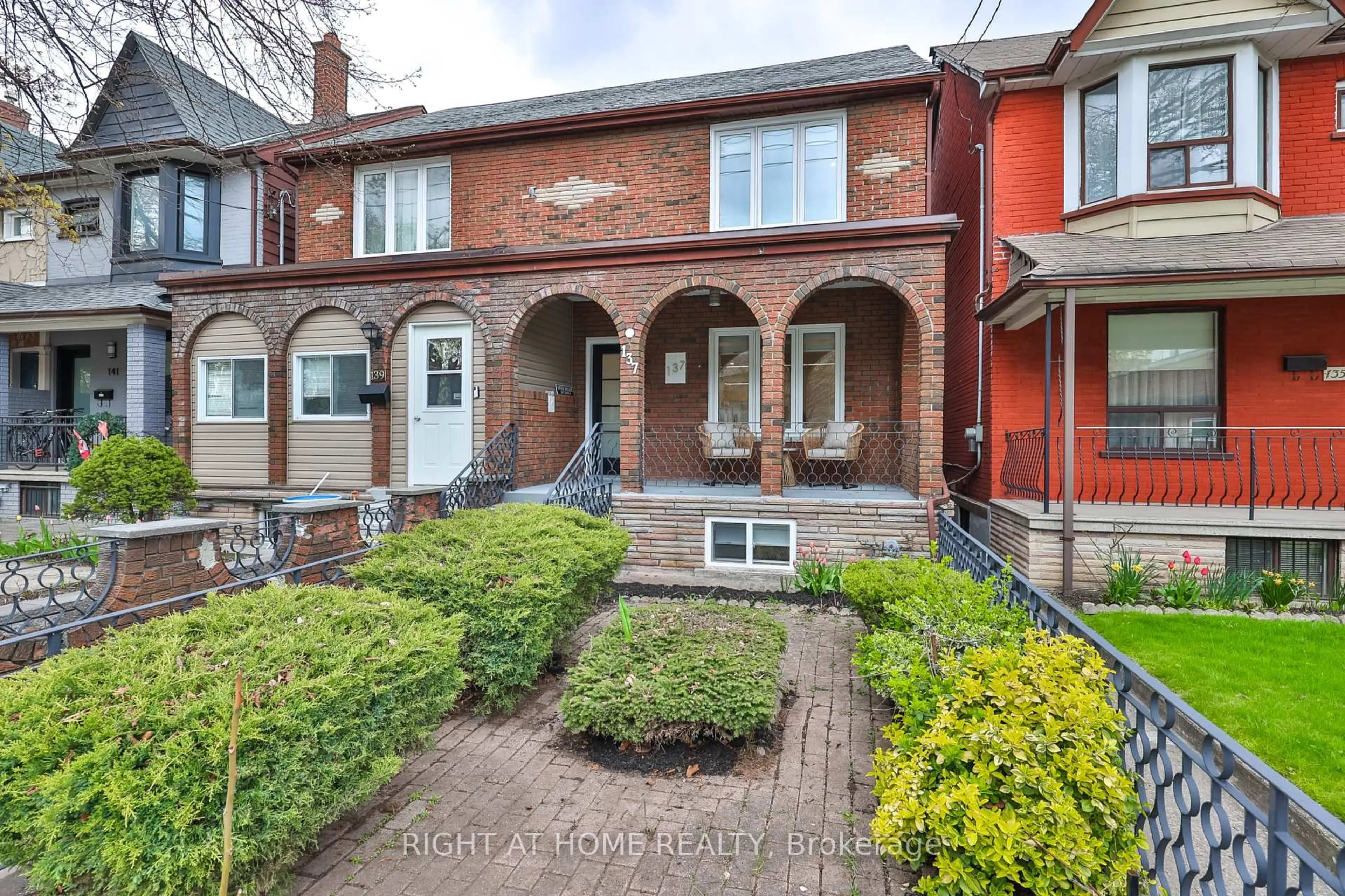 Home with brick exterior material, street for 137 Gladstone Ave, Toronto Ontario M6J 3L1