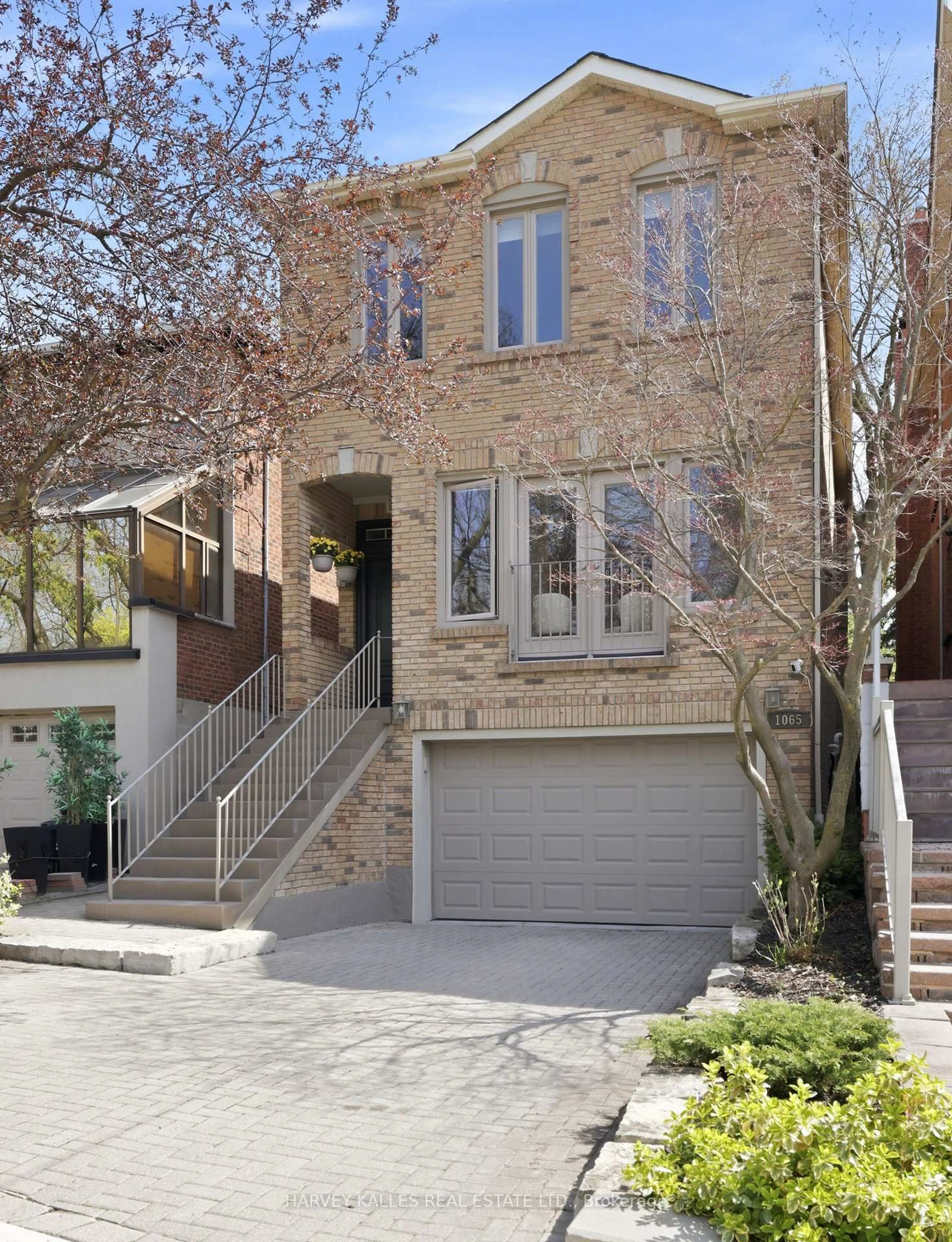 Home with brick exterior material, street for 1065 Spadina Rd, Toronto Ontario M5N 2M7