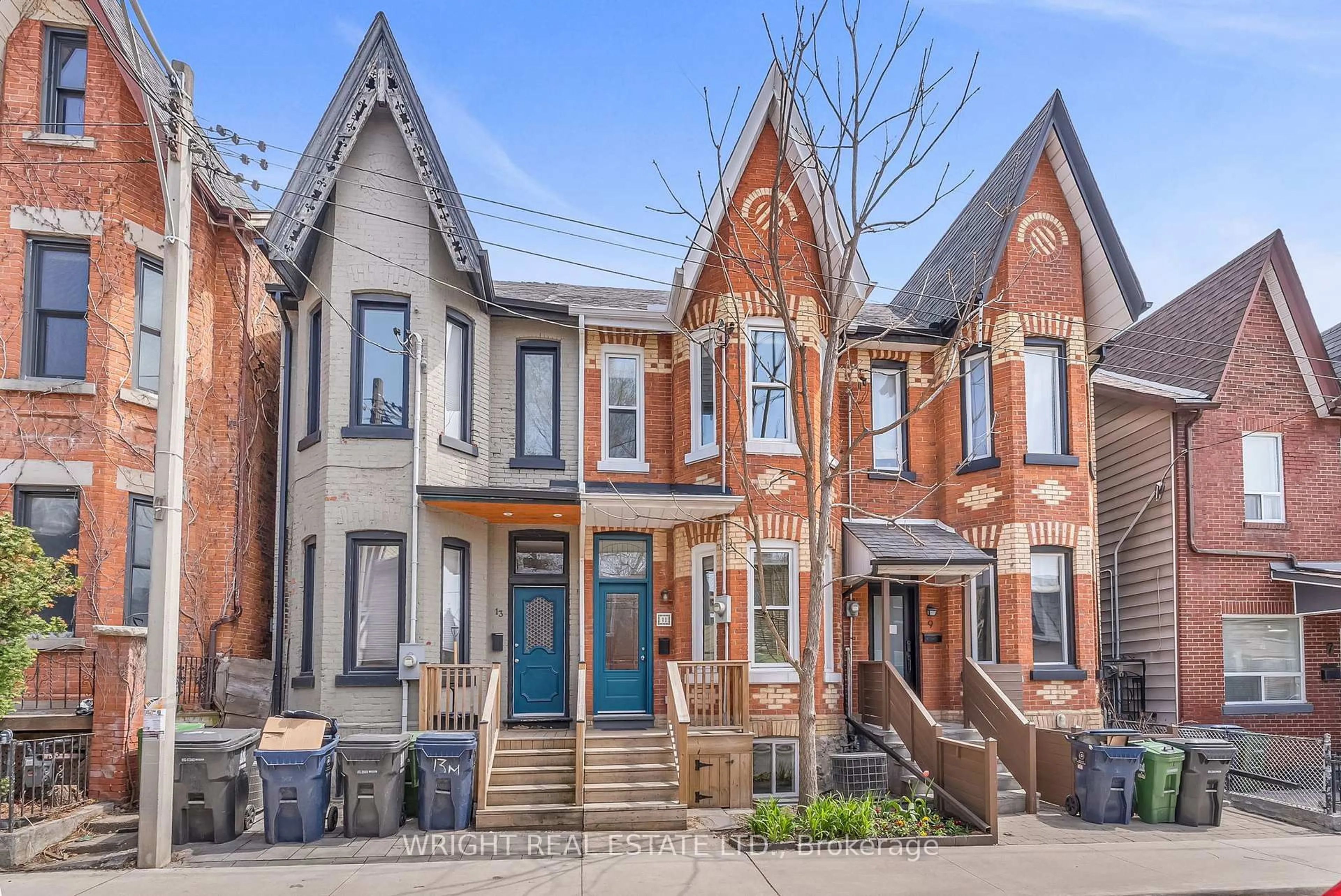 Home with brick exterior material, street for 11 Manning Ave, Toronto Ontario M6J 2K3