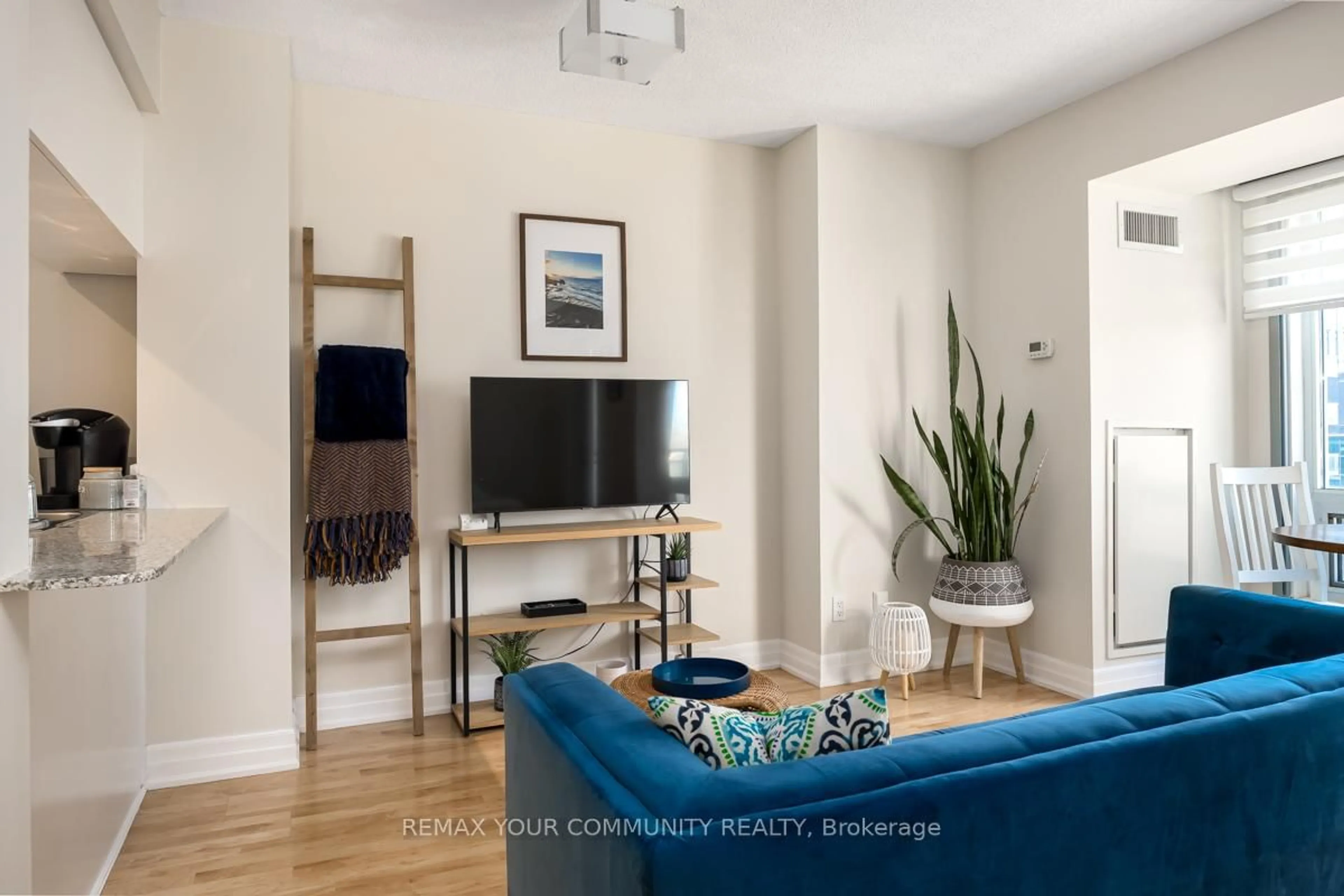 Living room with furniture, unknown for 8 Scollard St #1108, Toronto Ontario M5R 1M2