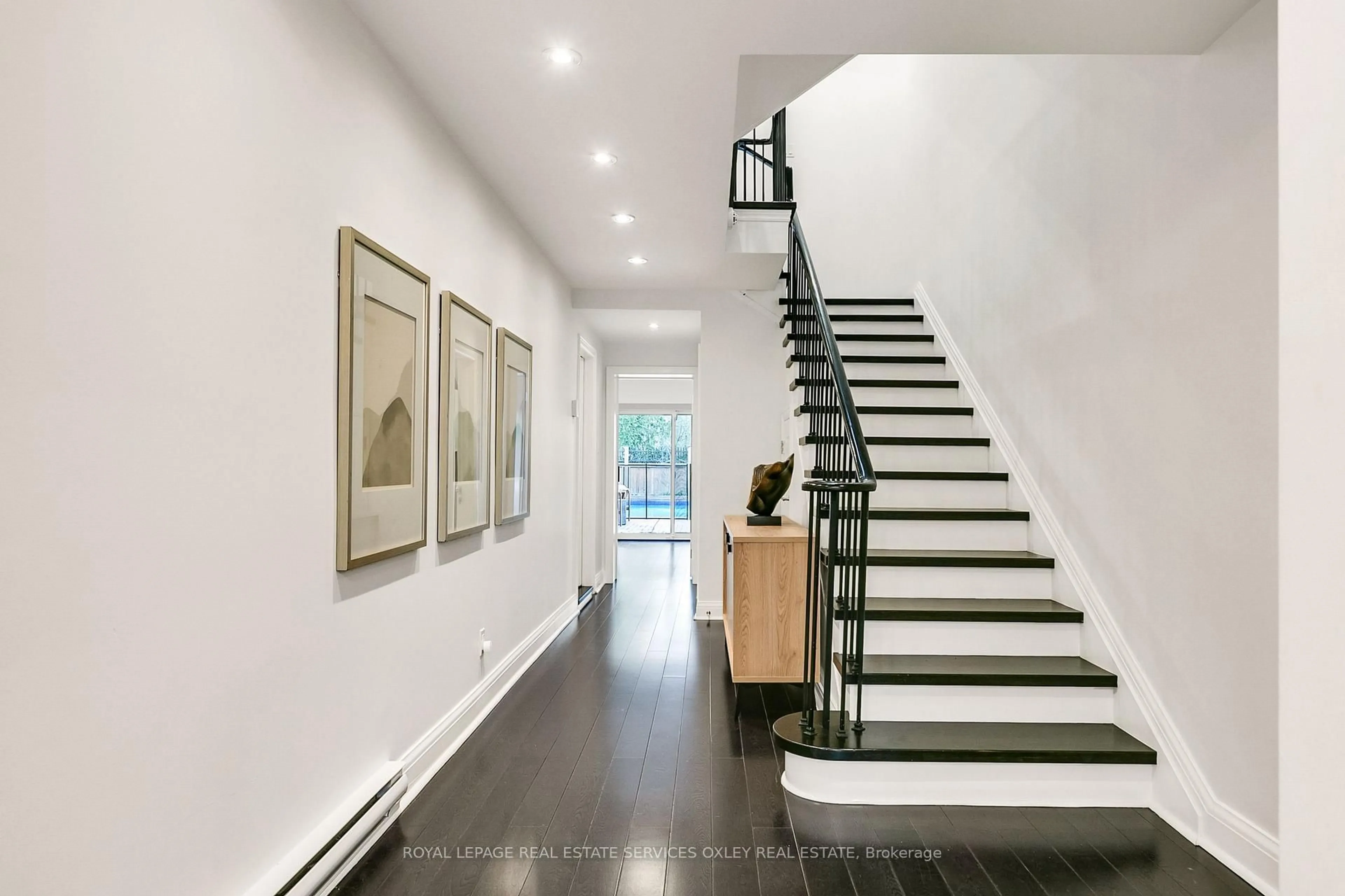 Unknown for 102 Elm Ave, Toronto Ontario M4W 1P2