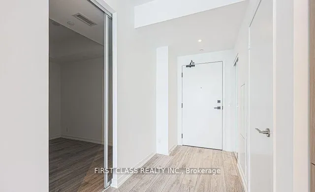 55 Mercer St #3215, Toronto 2