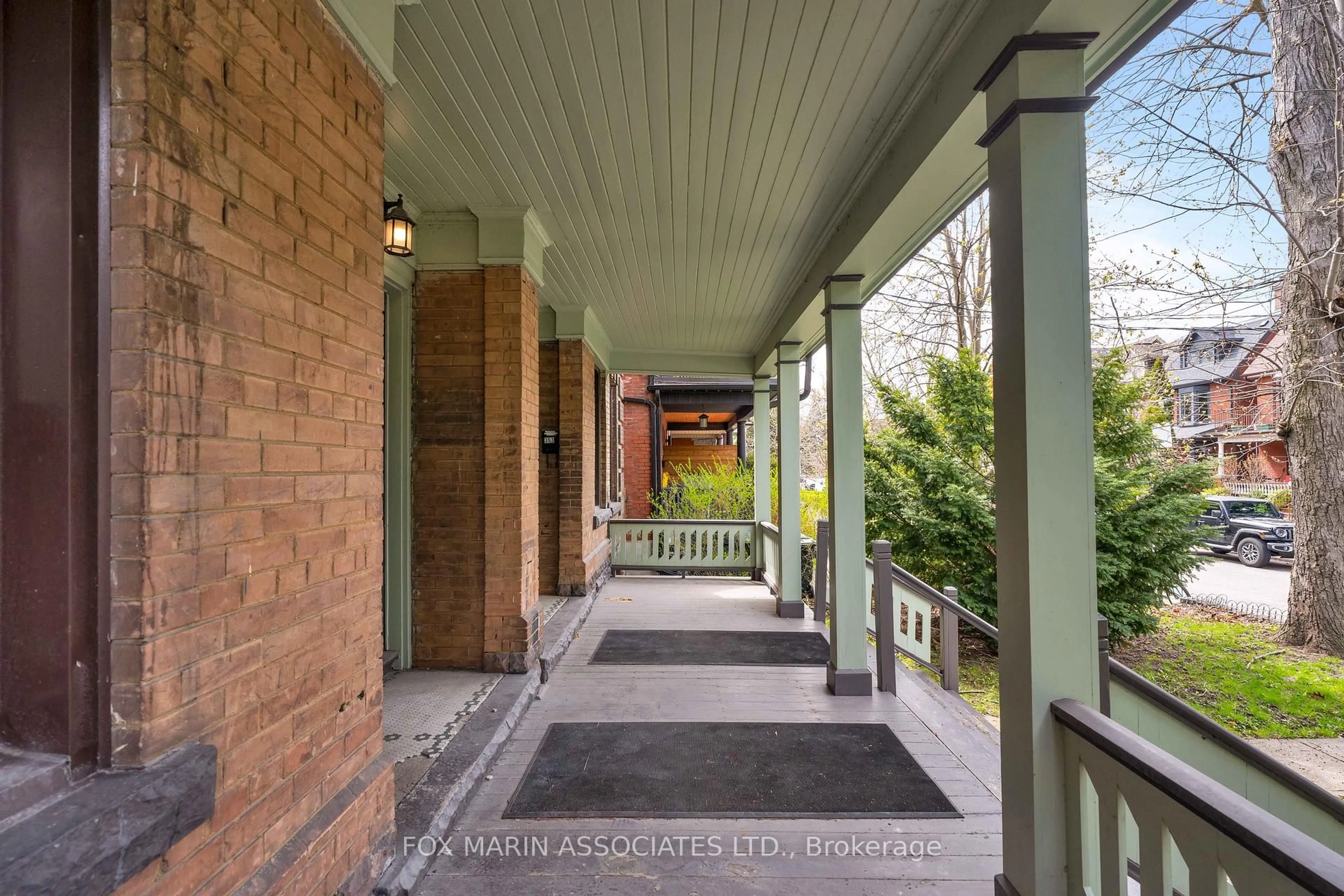 Unknown for 359 Crawford St, Toronto Ontario M6J 2V7