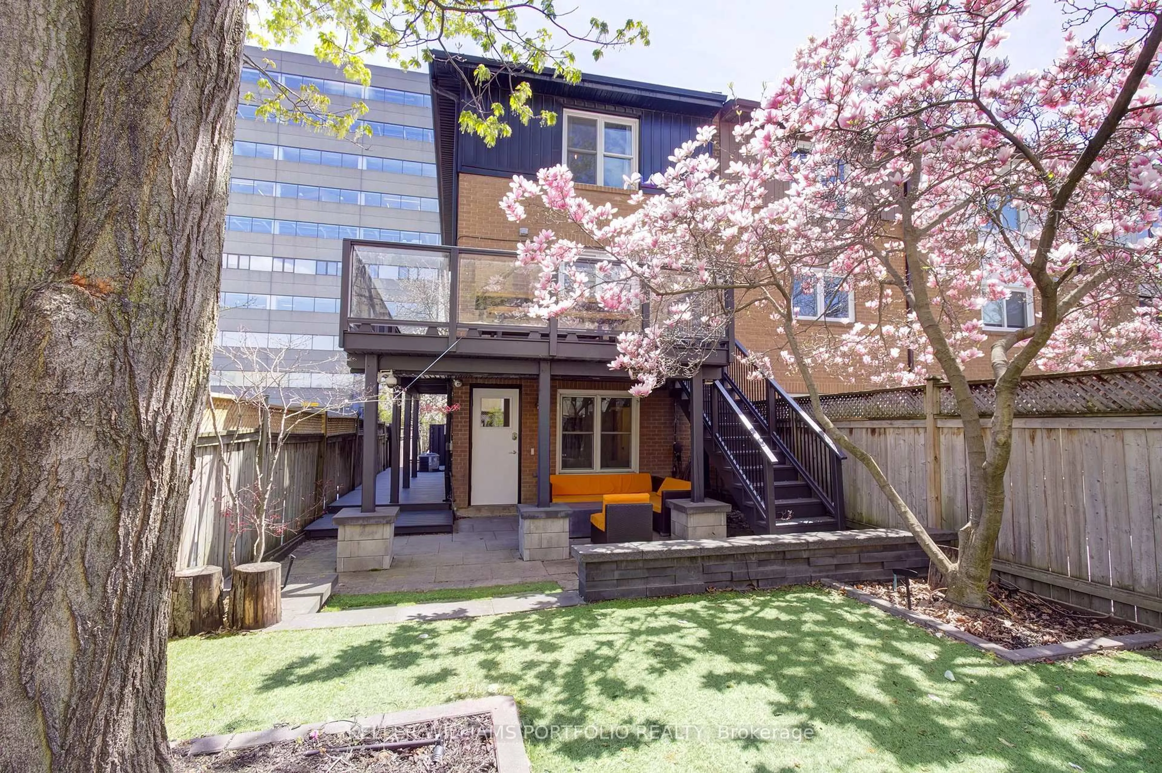 Patio, street for 48 Michener Crt, Toronto Ontario M6J 3R6