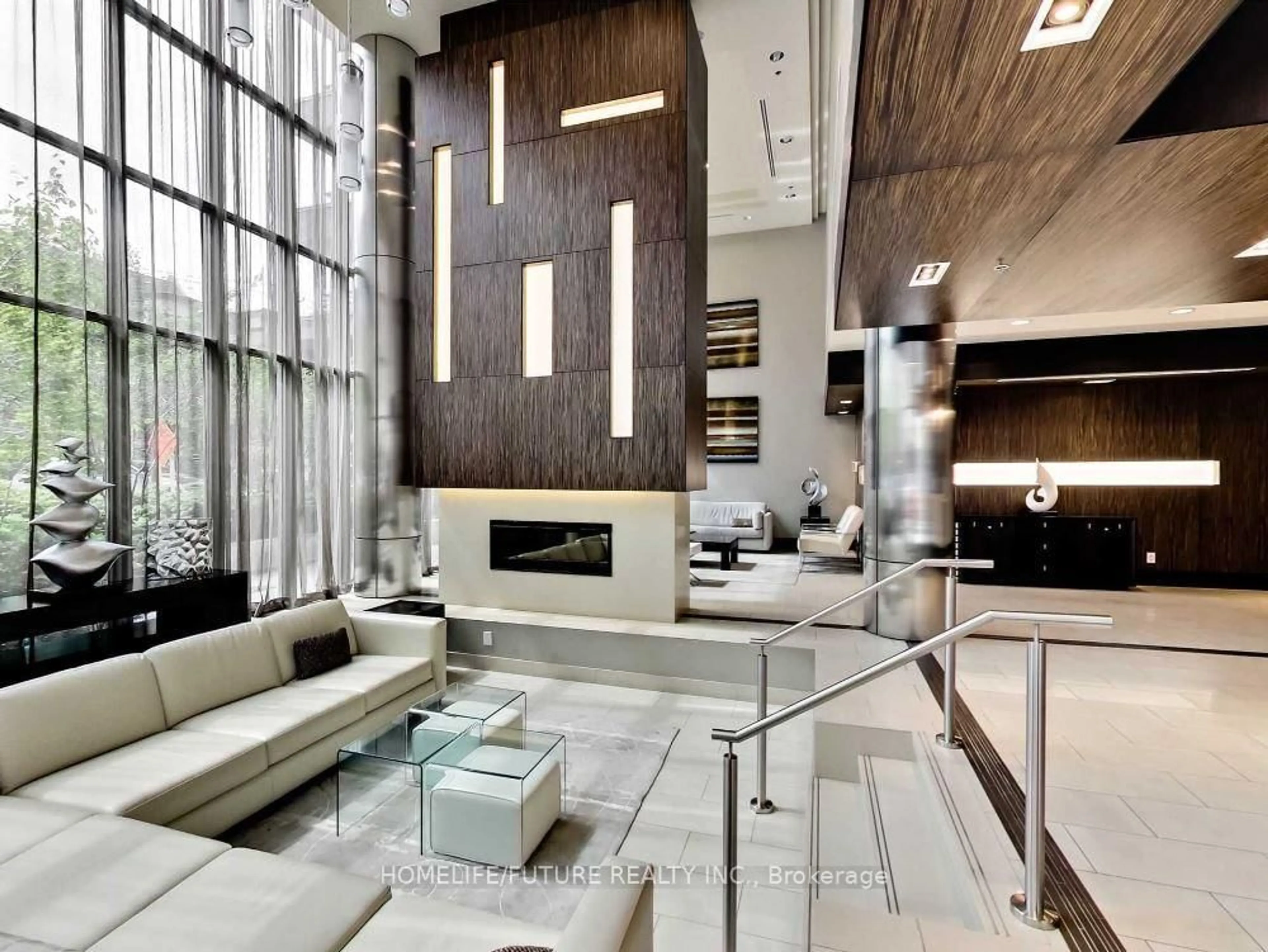 Lobby for 320 Richmond St #902, Toronto Ontario M5A 1P9