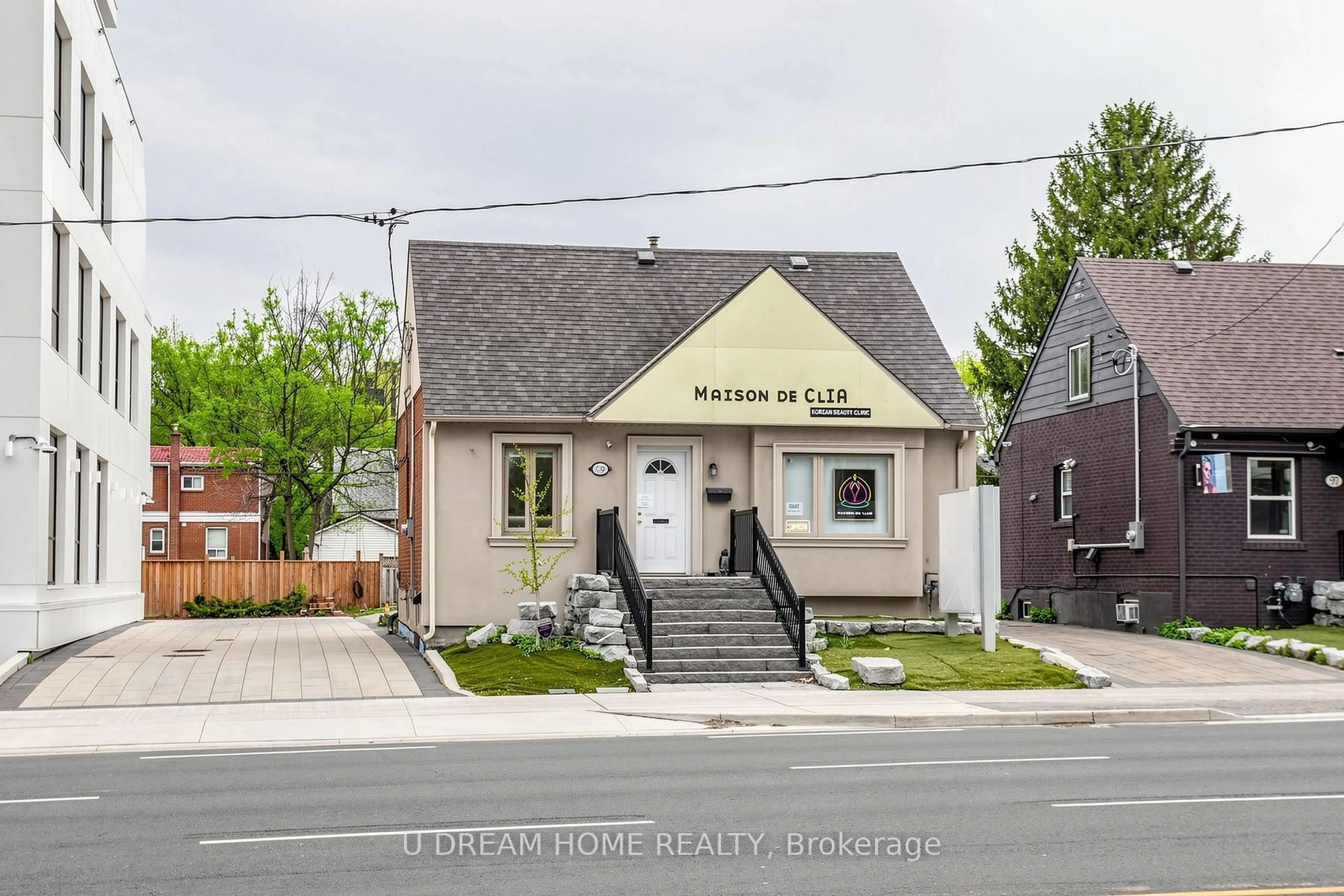 Unknown for 99 Sheppard Ave, Toronto Ontario M2N 3A3