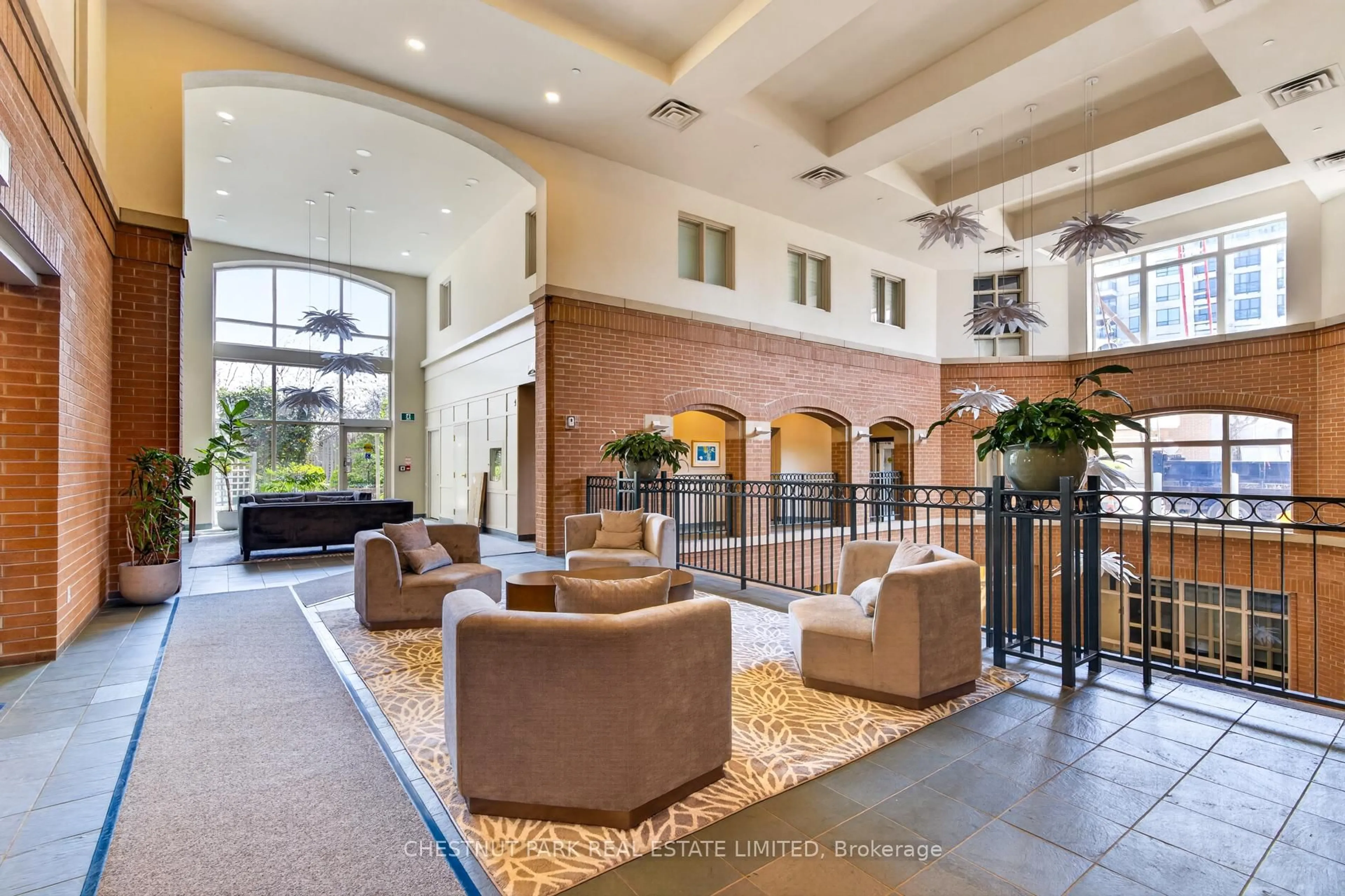 Lobby for 21 Shaftesbury Ave #203, Toronto Ontario M4T 3B4