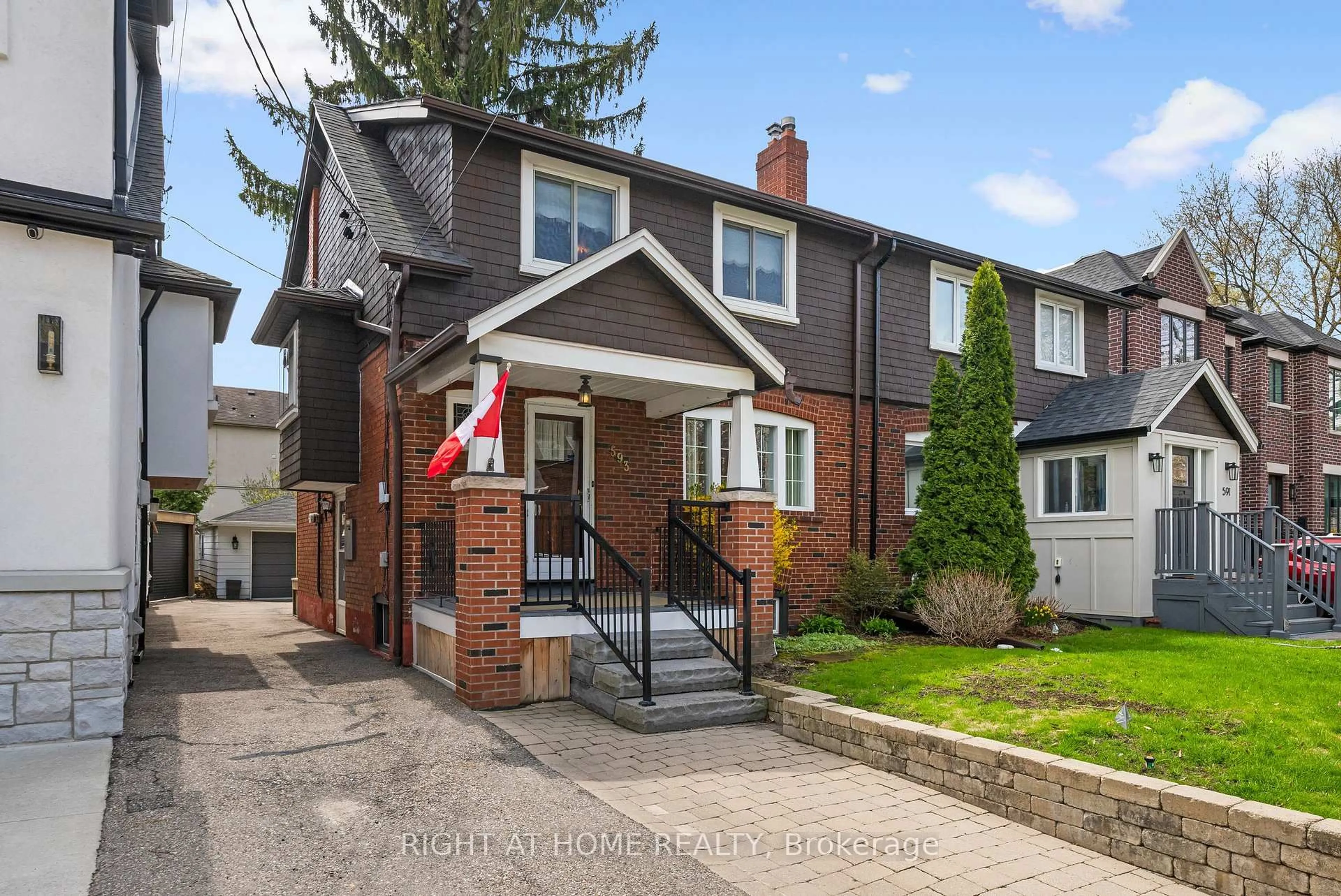Home with brick exterior material, street for 593 Millwood Rd, Toronto Ontario M4S 1K7