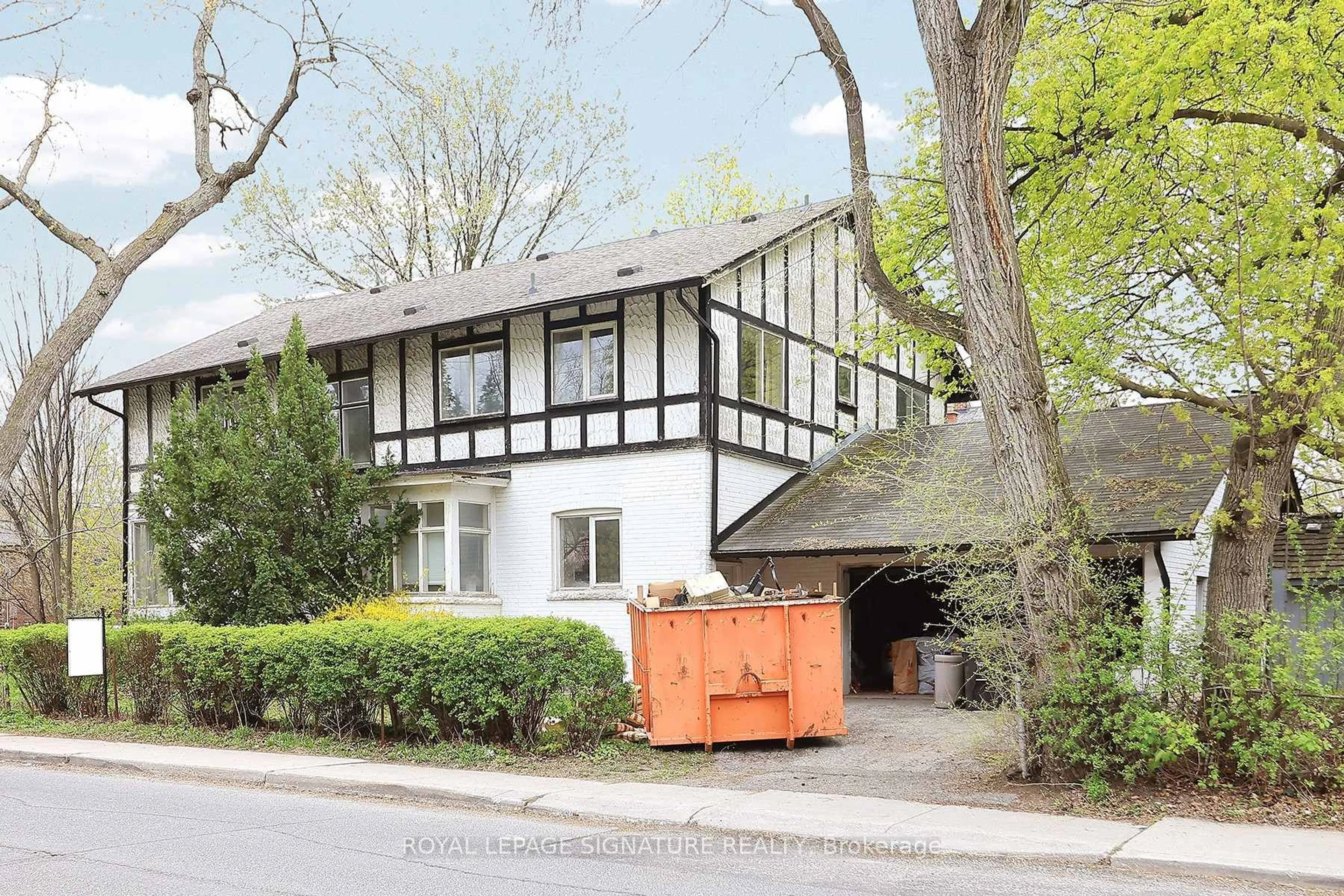 Home with brick exterior material, street for 170 Glengrove Ave, Toronto Ontario M4R 1P3