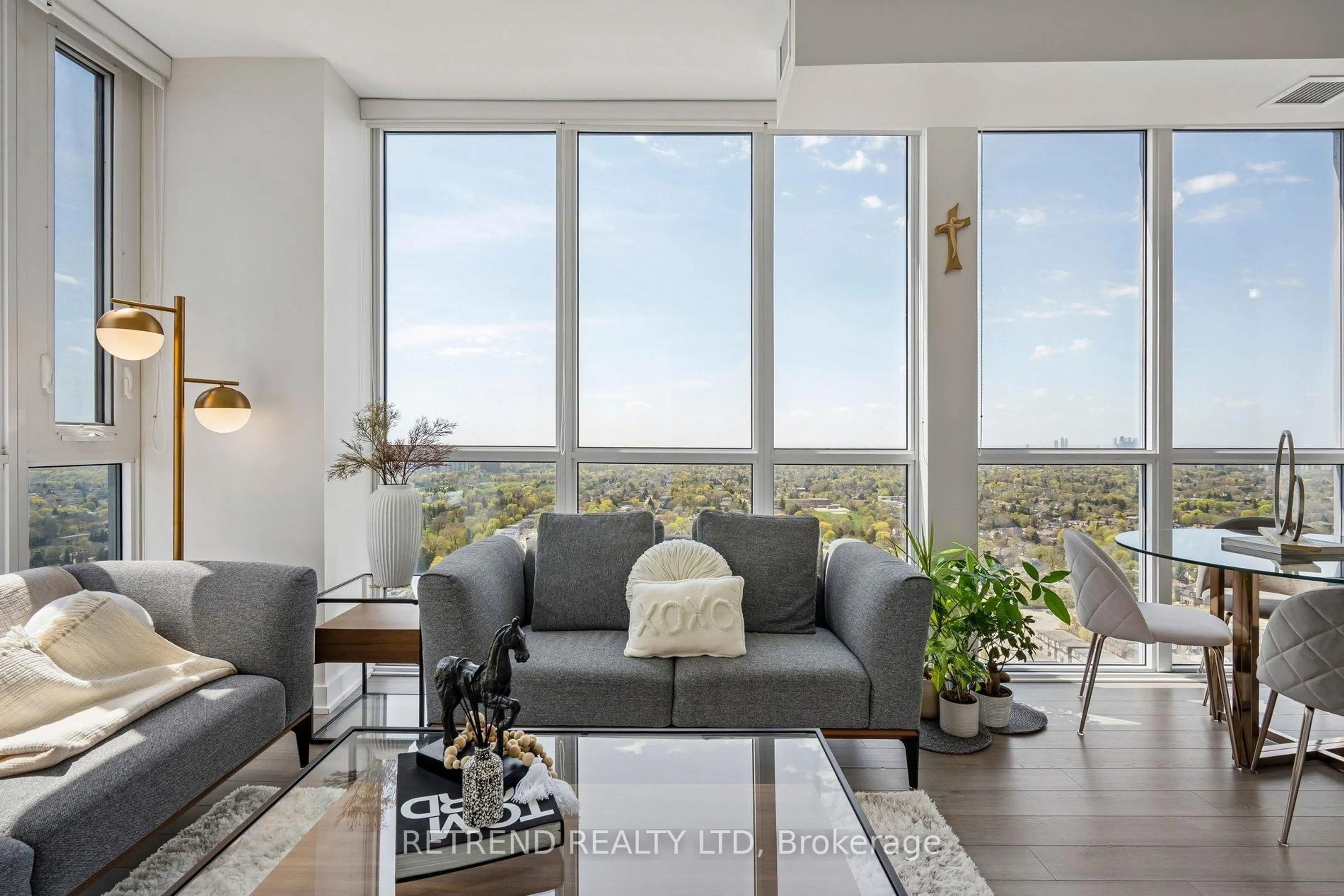 Living room with furniture, unknown for 5180 Yonge St #3209, Toronto Ontario M2N 5P6
