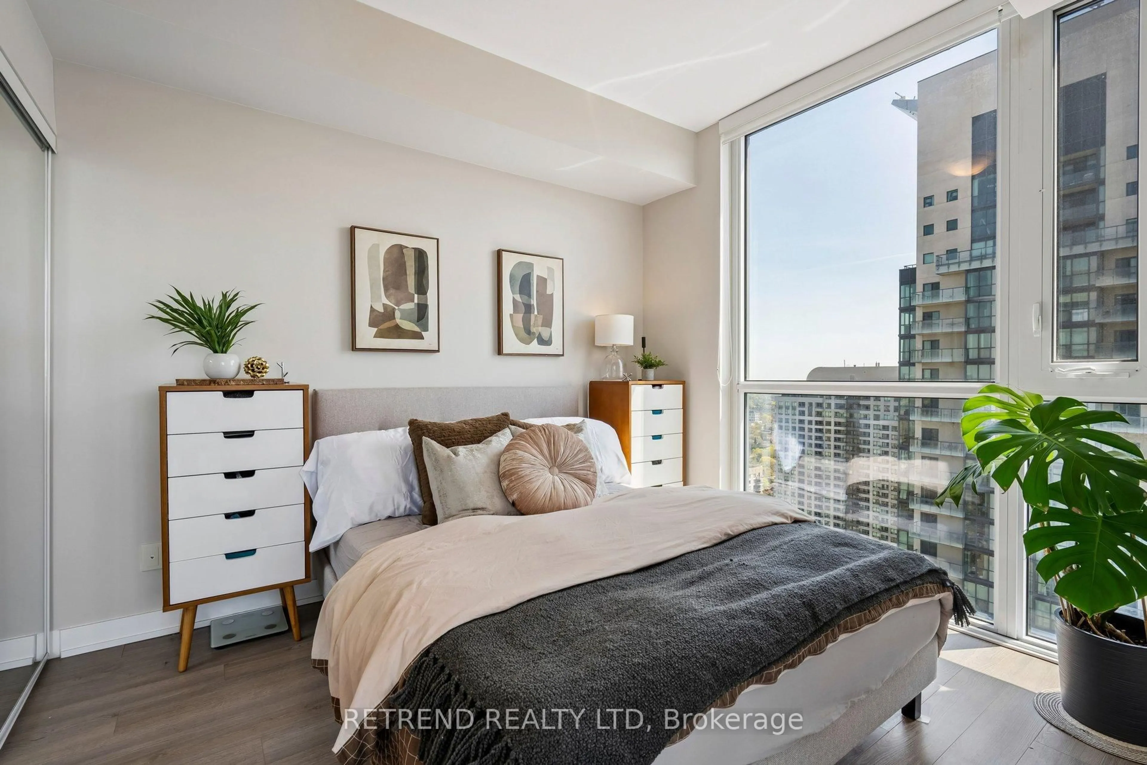 Bedroom with bed, unknown for 5180 Yonge St #3209, Toronto Ontario M2N 5P6