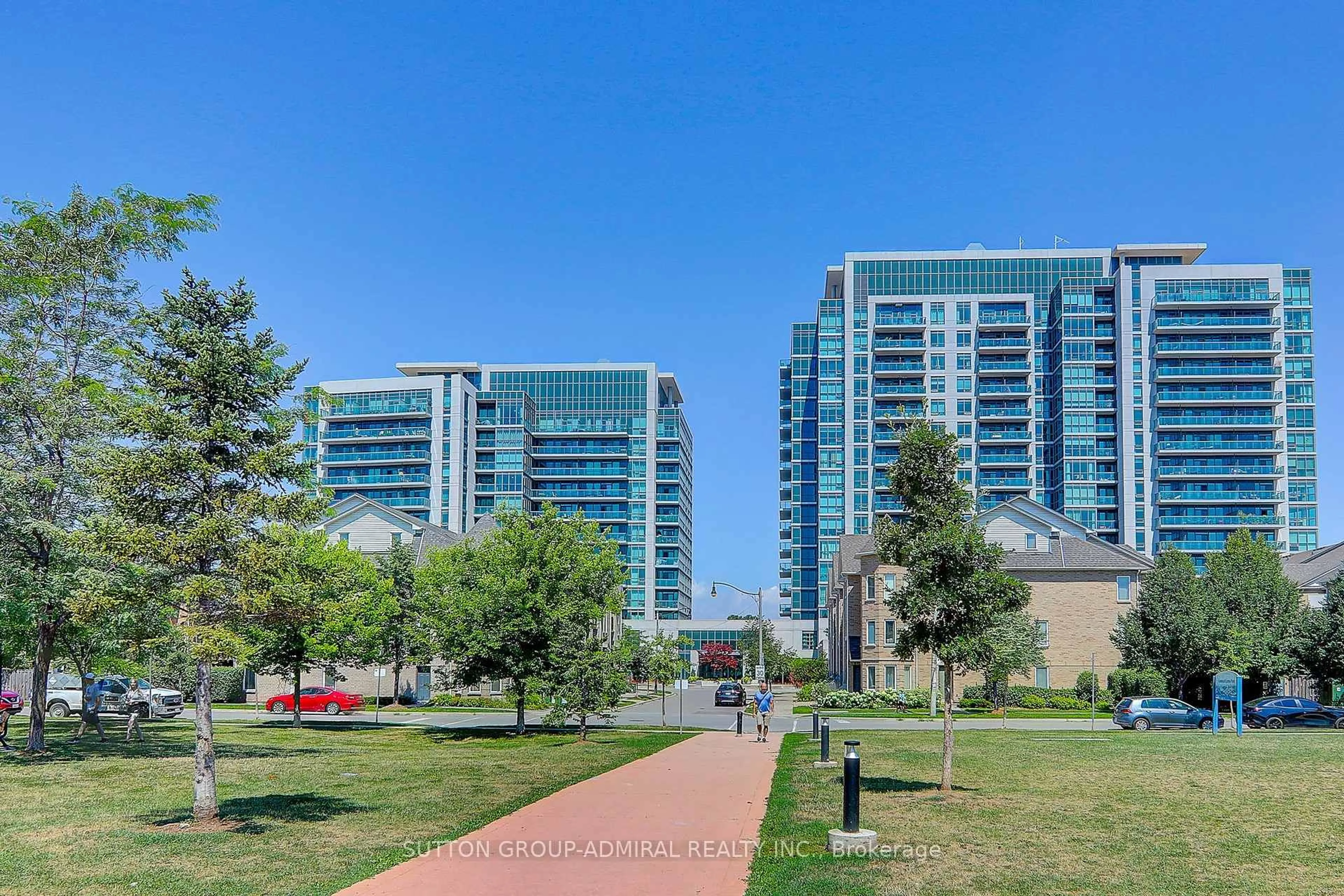 Patio, unknown for 35 Brian Peck Cres #1413, Toronto Ontario M4G 0A5