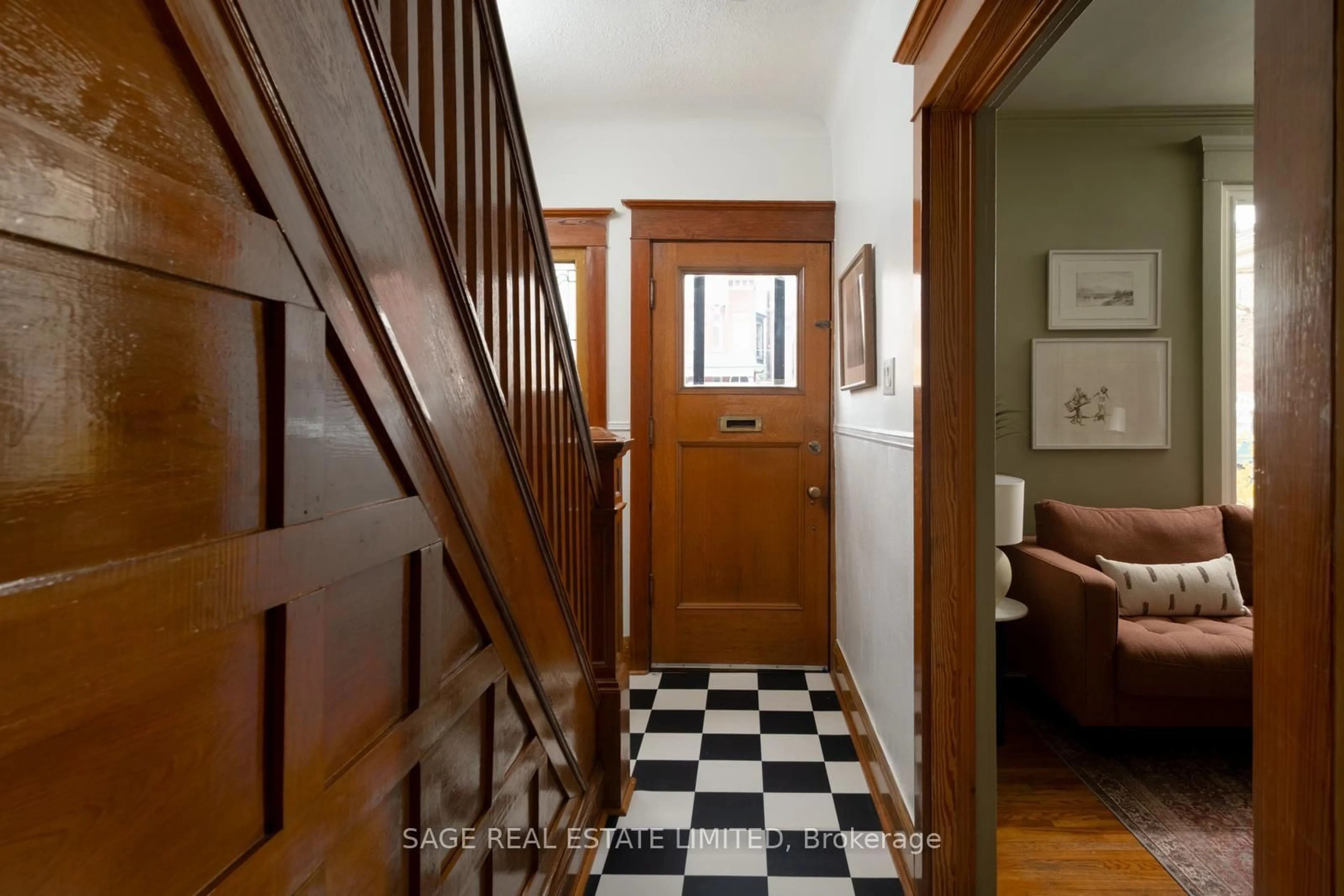 Indoor foyer for 230 Shaw St, Toronto Ontario M6J 2W8