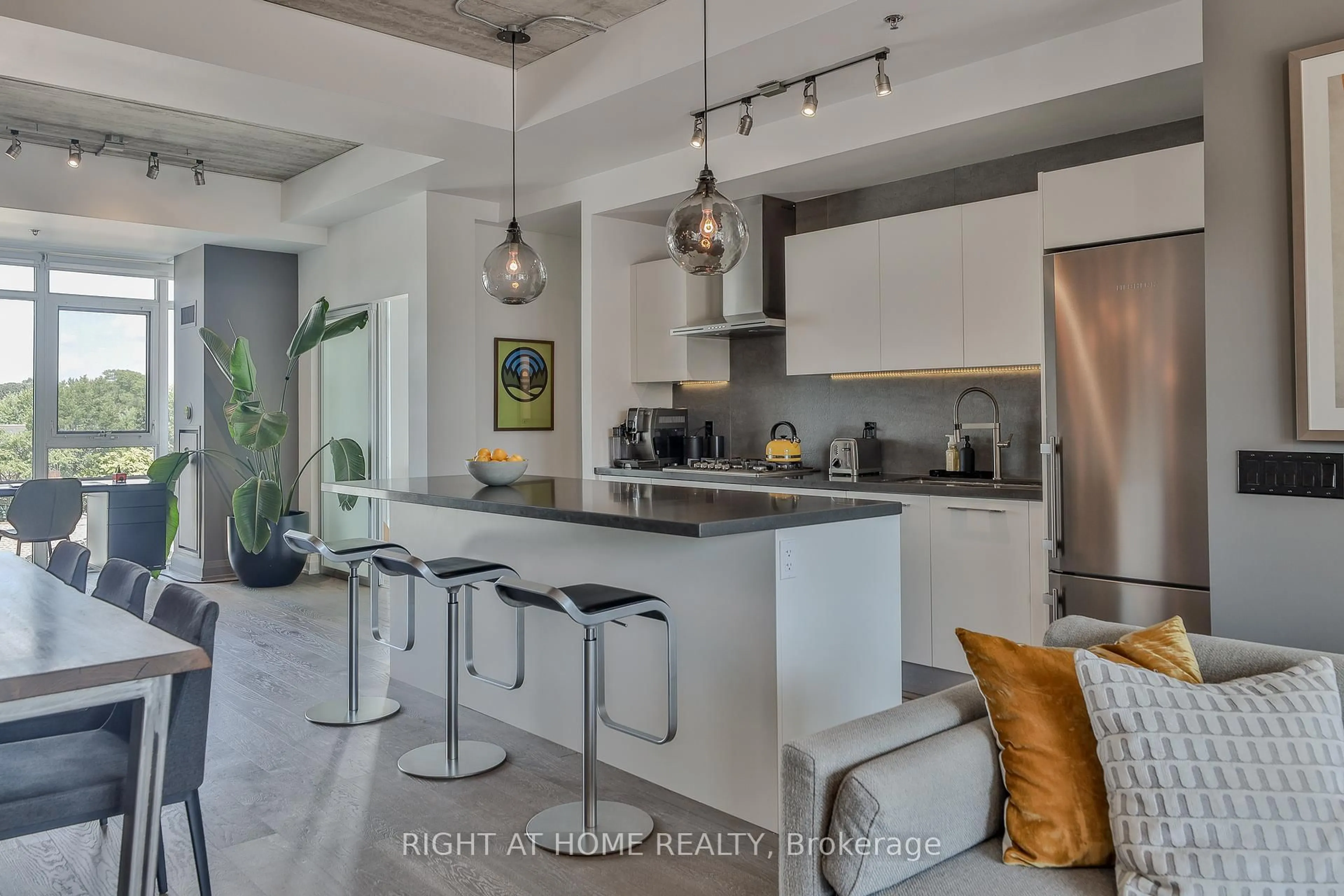 Open concept kitchen, unknown for 41 Ossington Ave #405, Toronto Ontario M6J 2Y9