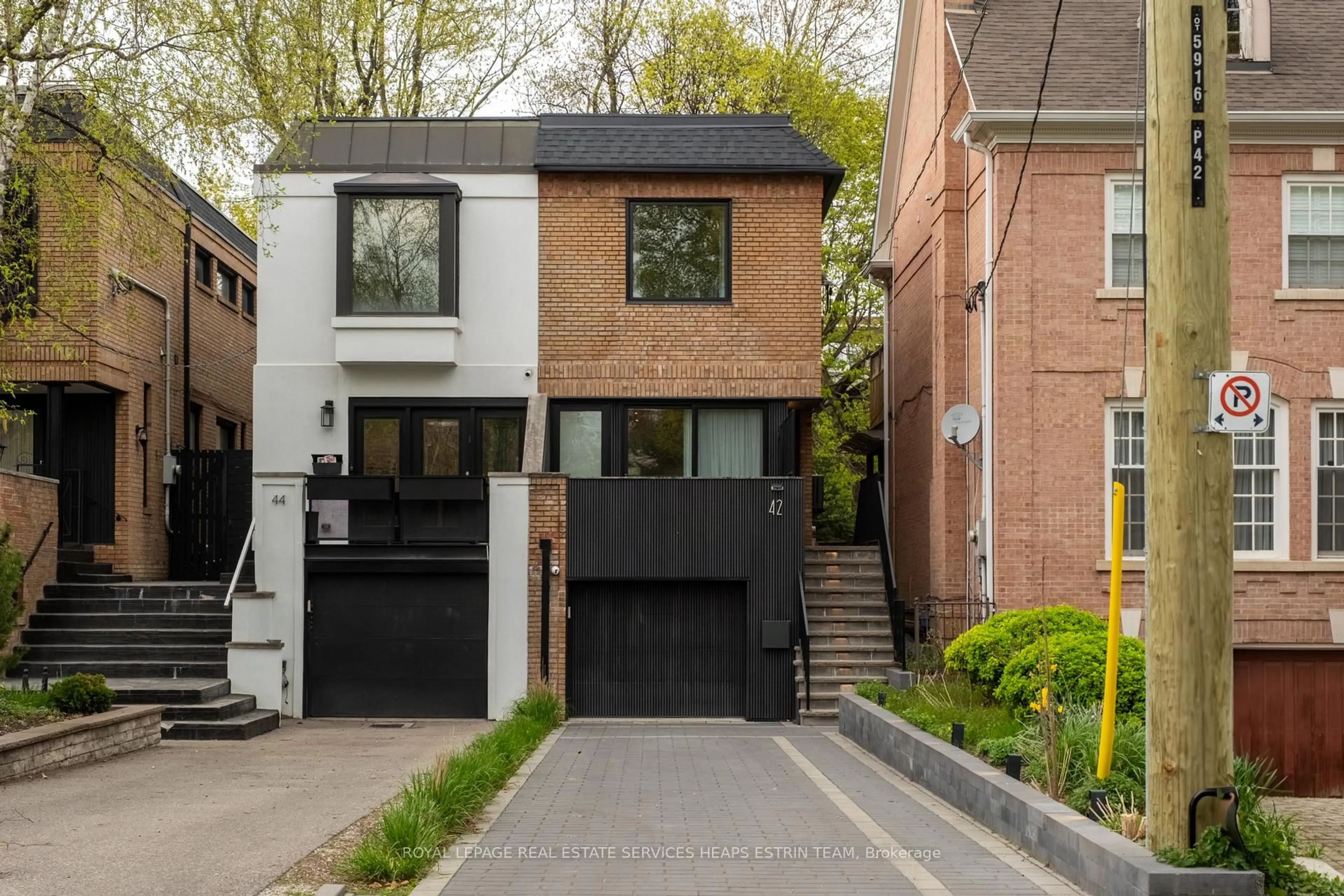 Home with brick exterior material, street for 42 Clarendon Ave, Toronto Ontario M4V 1J1
