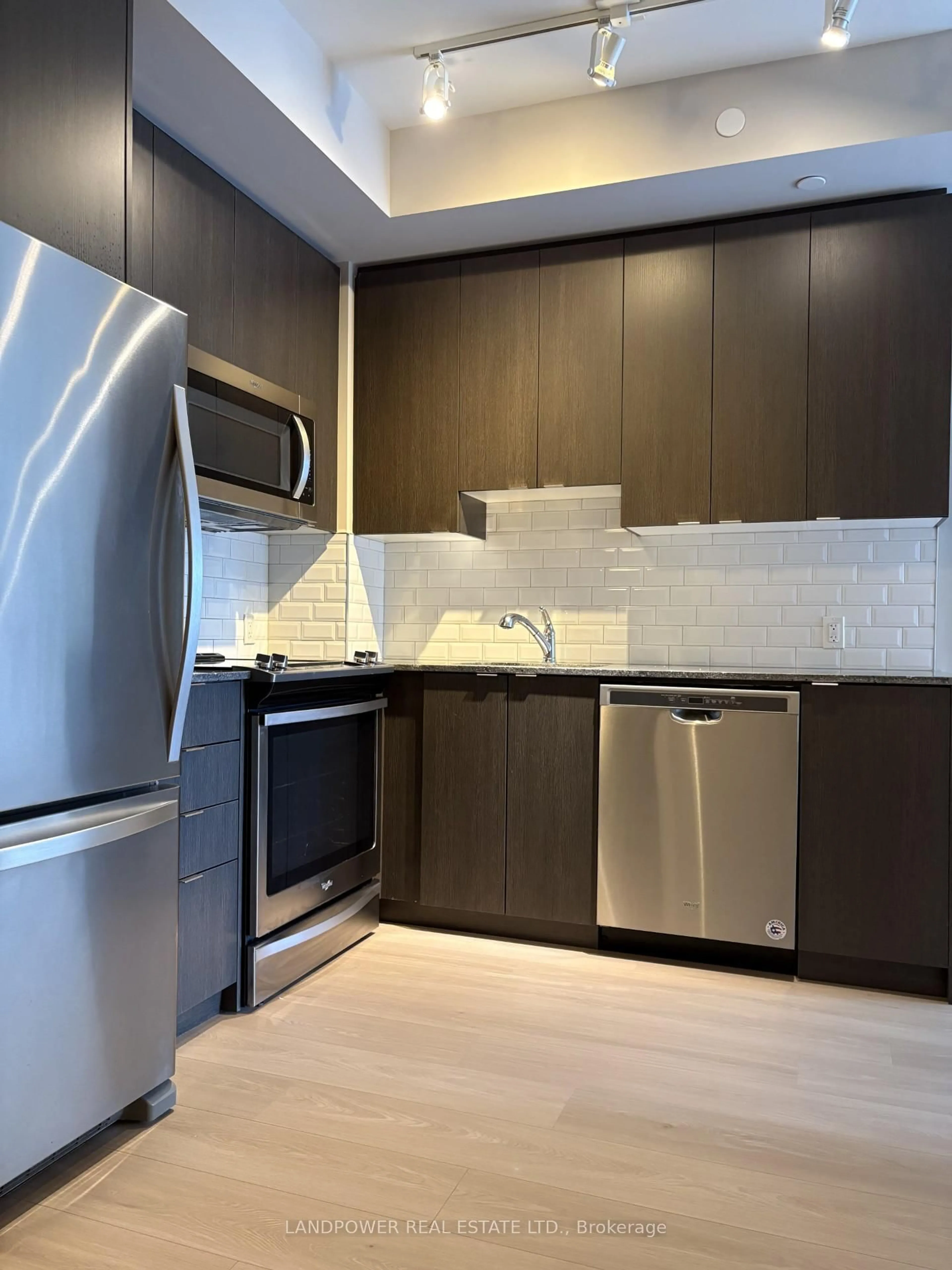Standard kitchen, ceramic/tile floor for 60 Ann O'Reilly Rd #961, Toronto Ontario M2J 0C8