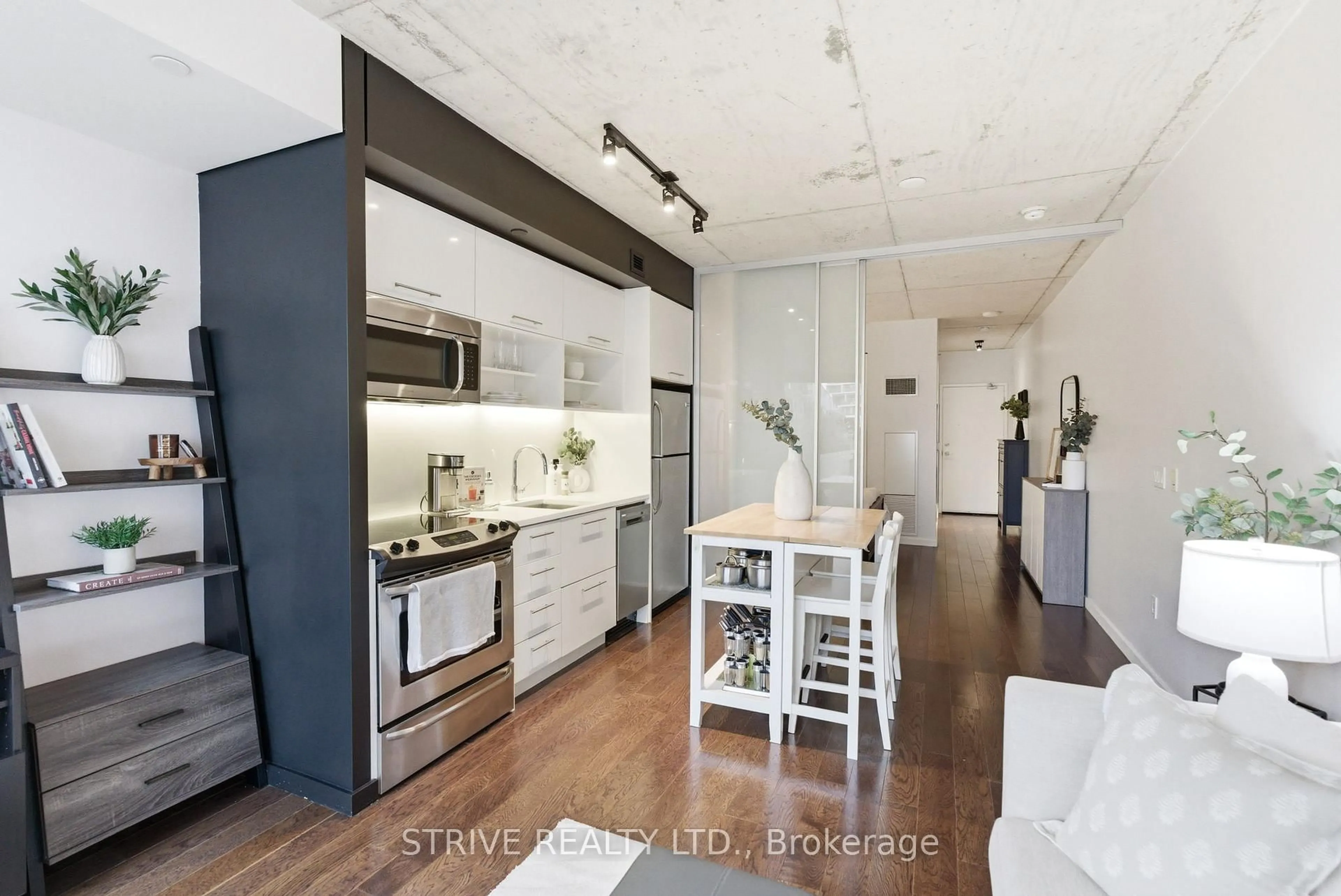 Open concept kitchen, unknown for 51 Trolley Cres #612, Toronto Ontario M5A 0E9