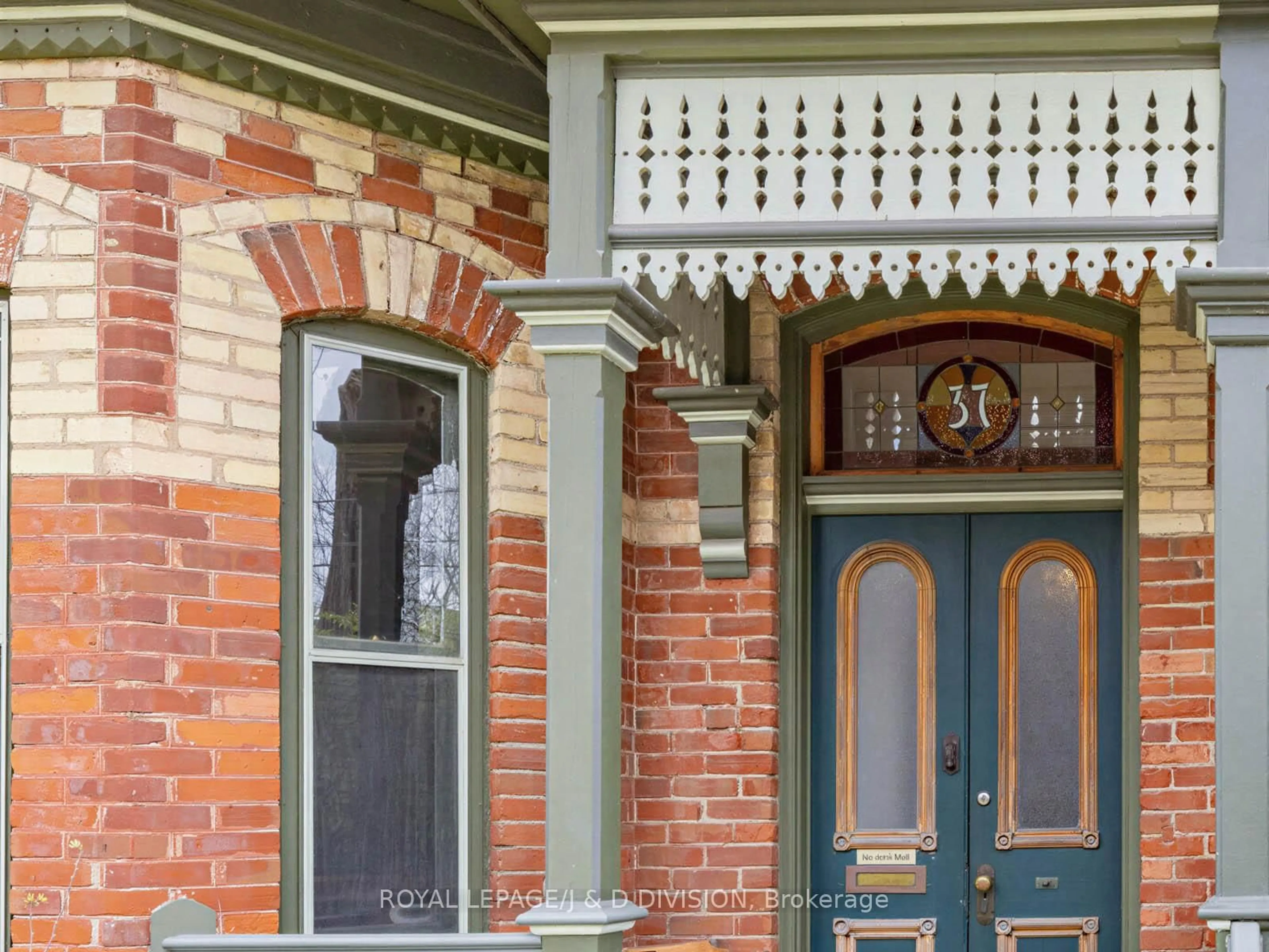 Home with brick exterior material, street for 37 Henry St, Toronto Ontario M5T 1W9