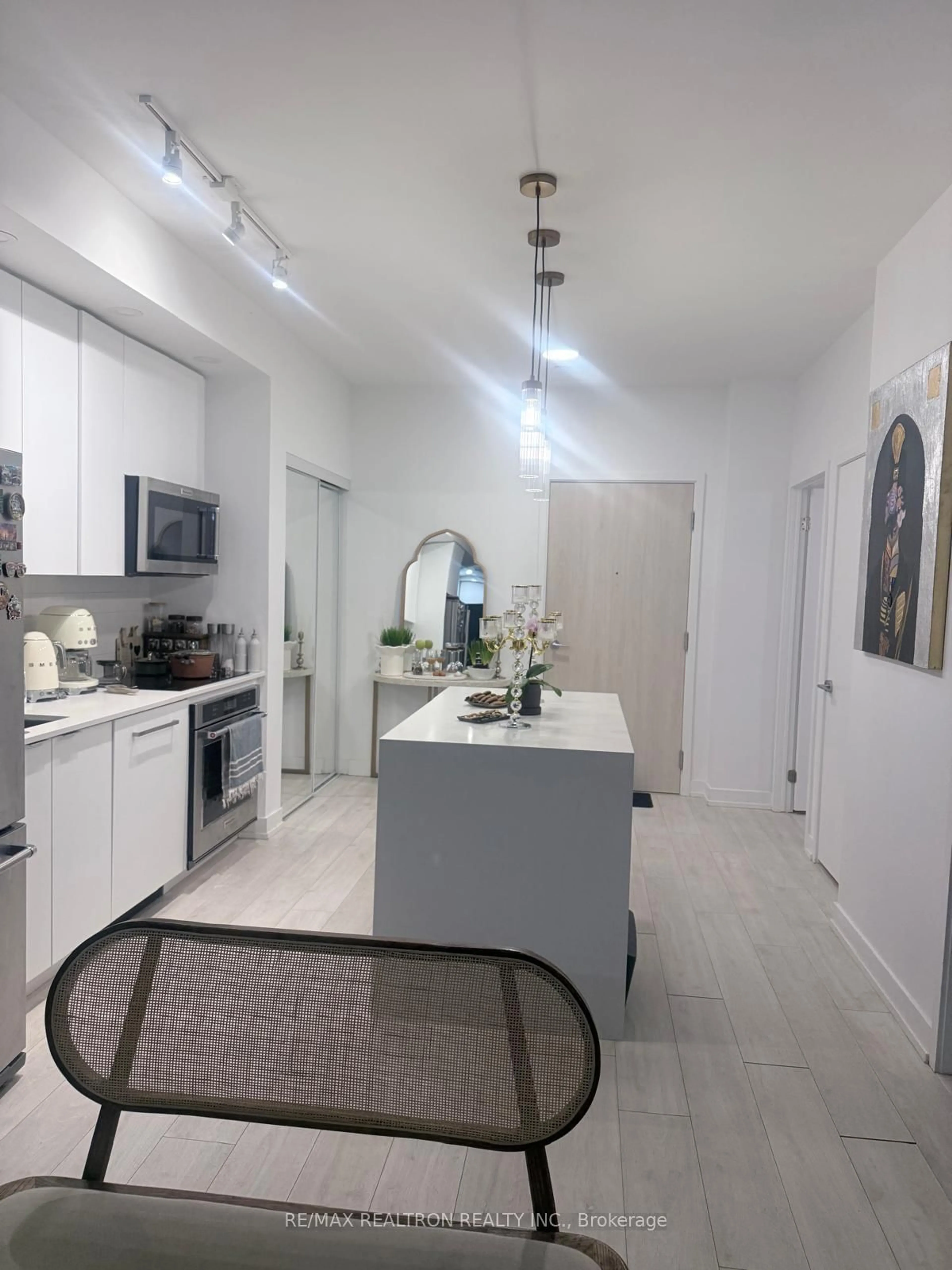 Open concept kitchen, ceramic/tile floor for 181 Sheppard Ave #803, Toronto Ontario M2N 0L9