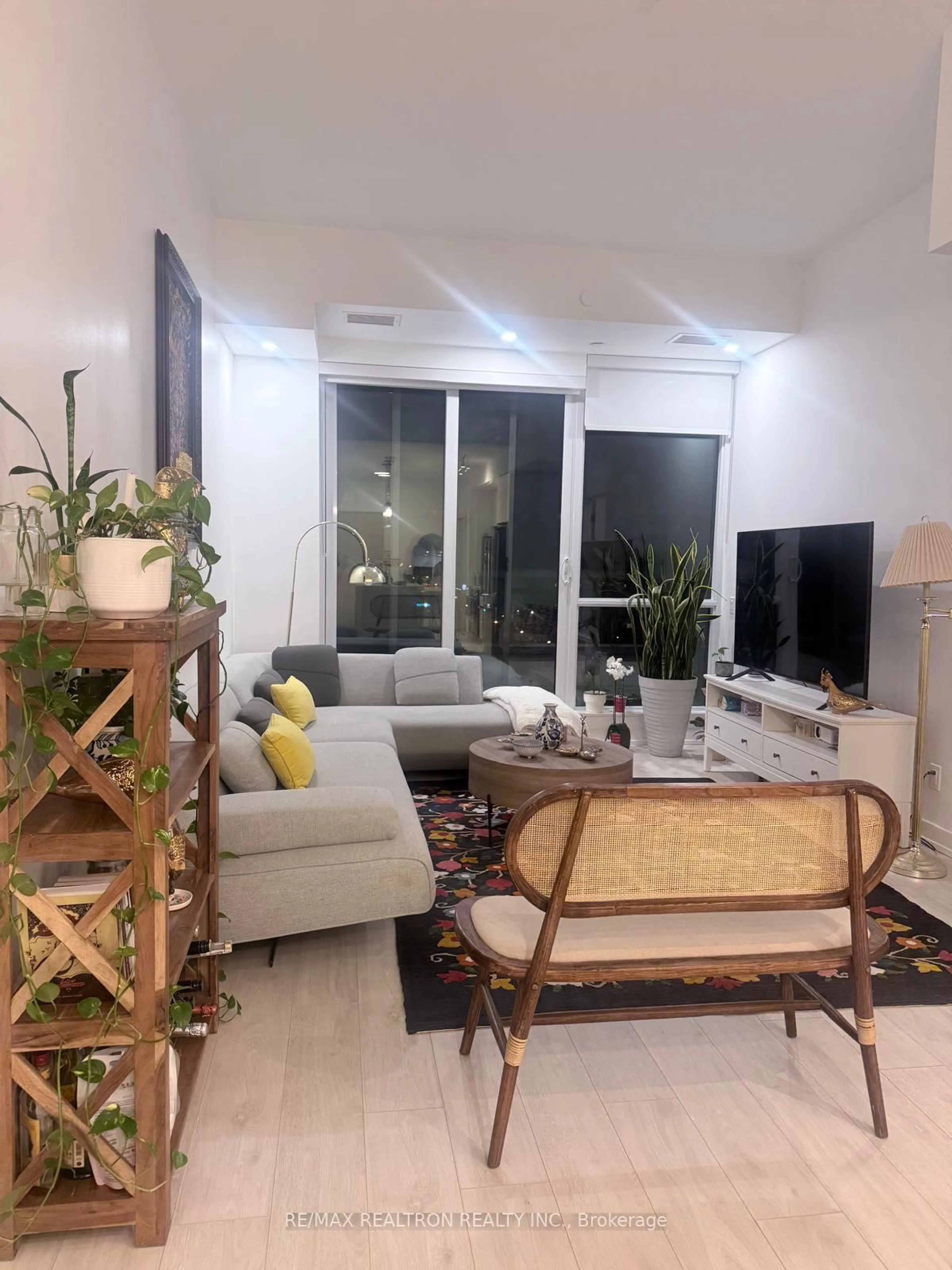 Living room with furniture, unknown for 181 Sheppard Ave #803, Toronto Ontario M2N 0L9