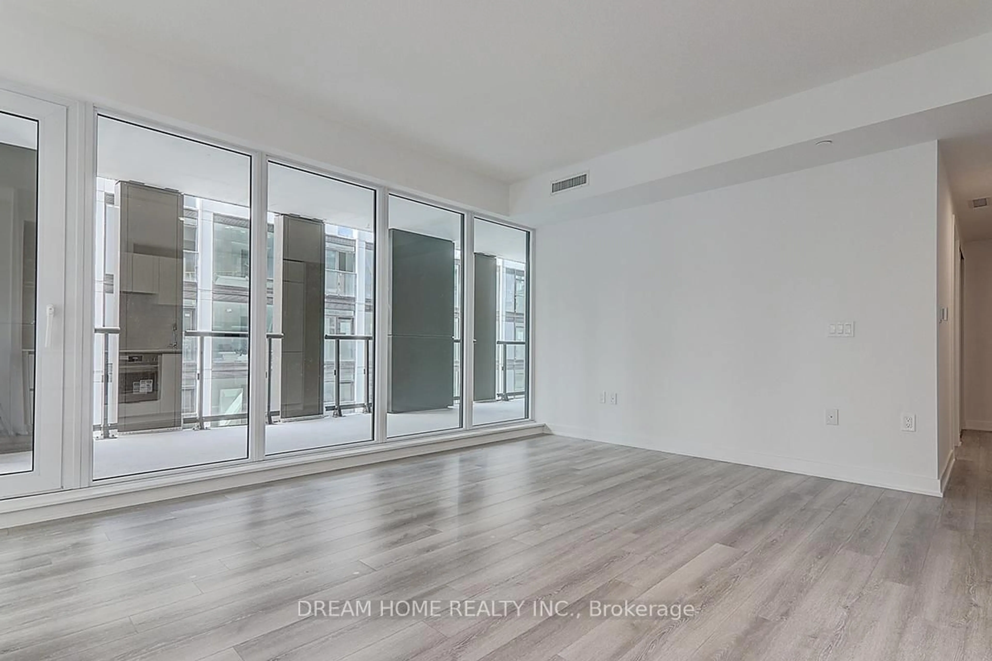 A pic of a room for 238 Simcoe St #1608, Toronto Ontario M5T 0B8