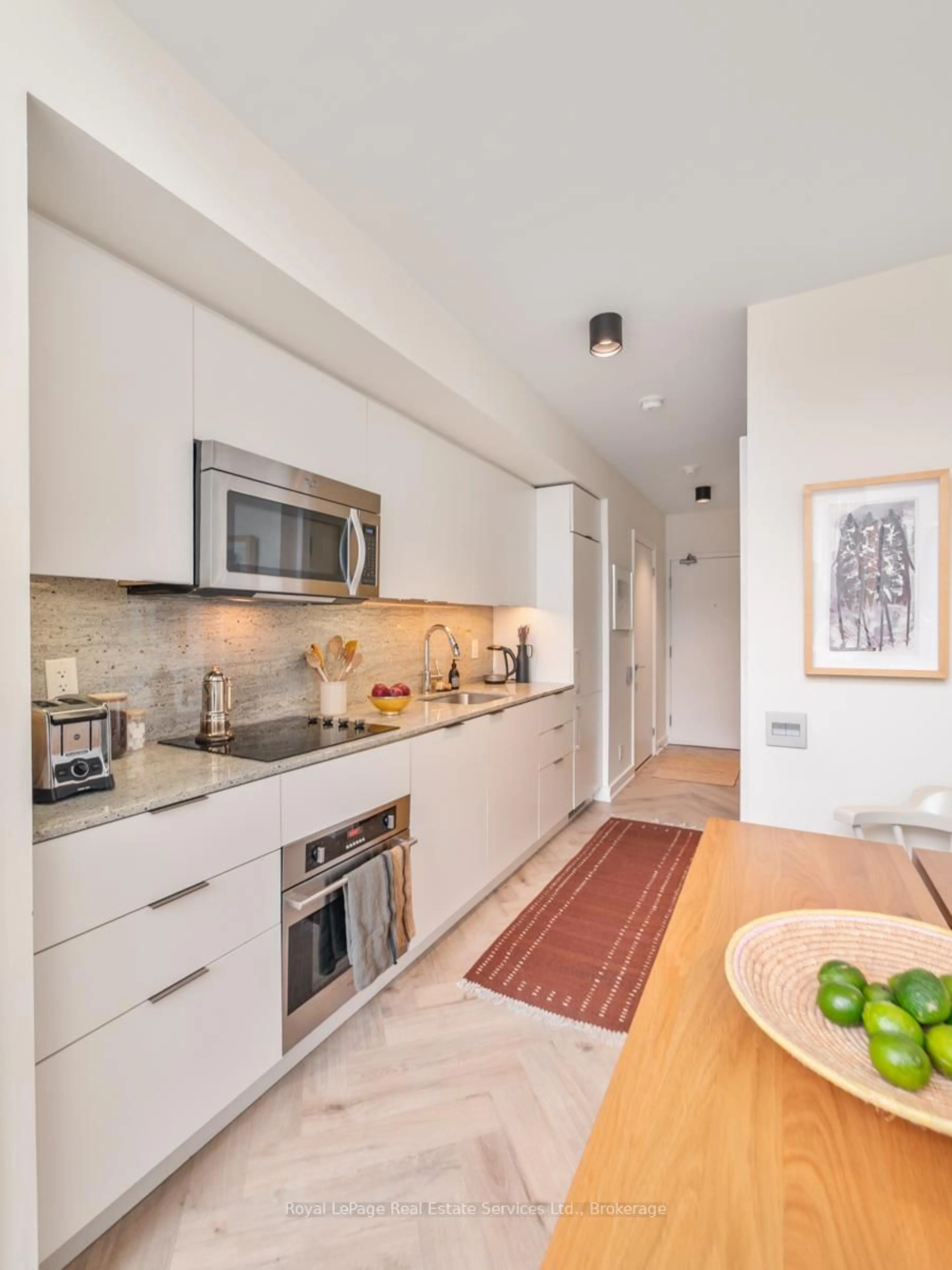 Unknown for 5 Hanna Ave #729, Toronto Ontario M6K 0B3