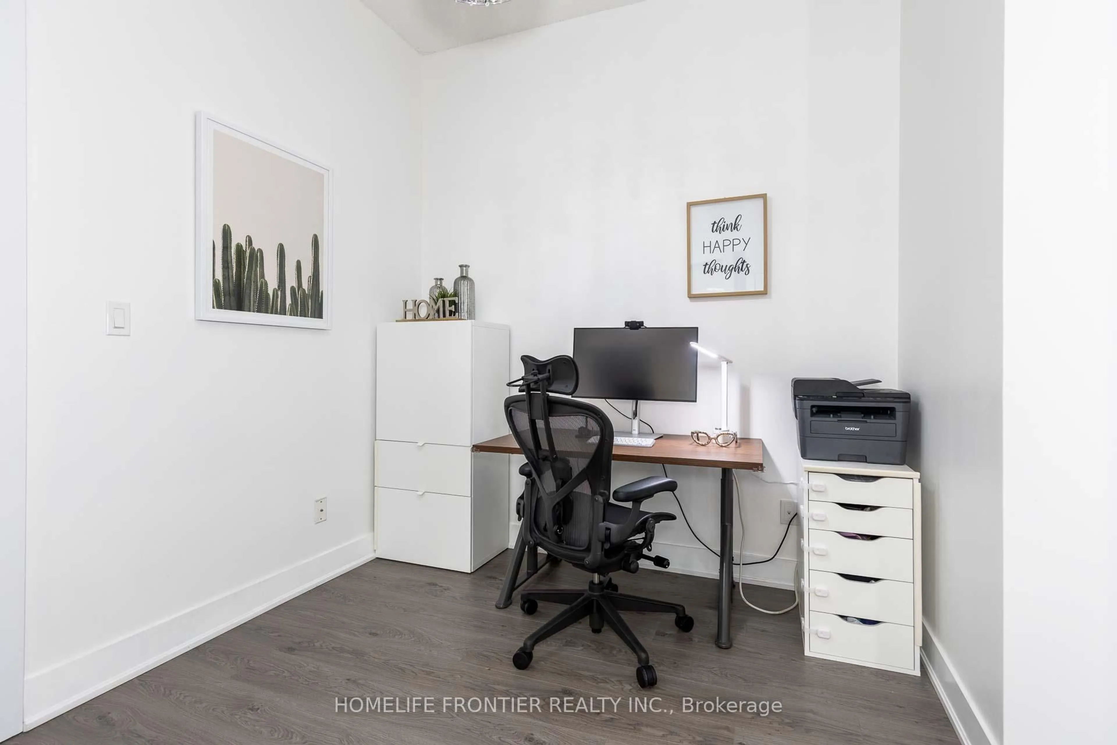 A pic of a room for 99 The Donway #222, Toronto Ontario M3C 0N8