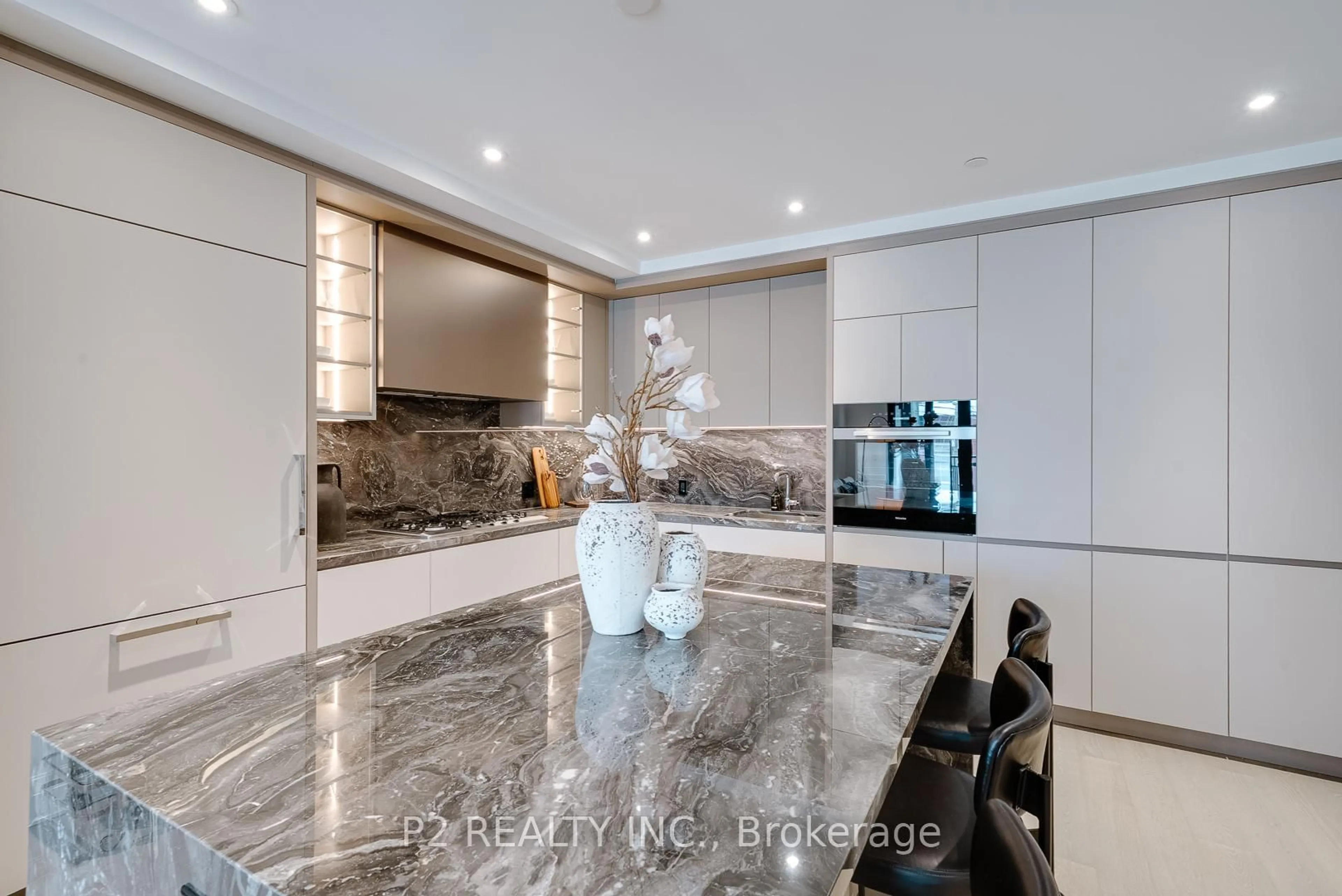 Contemporary kitchen, ceramic/tile floor for 2 Forest Hill Rd #208, Toronto Ontario M4V 2L3