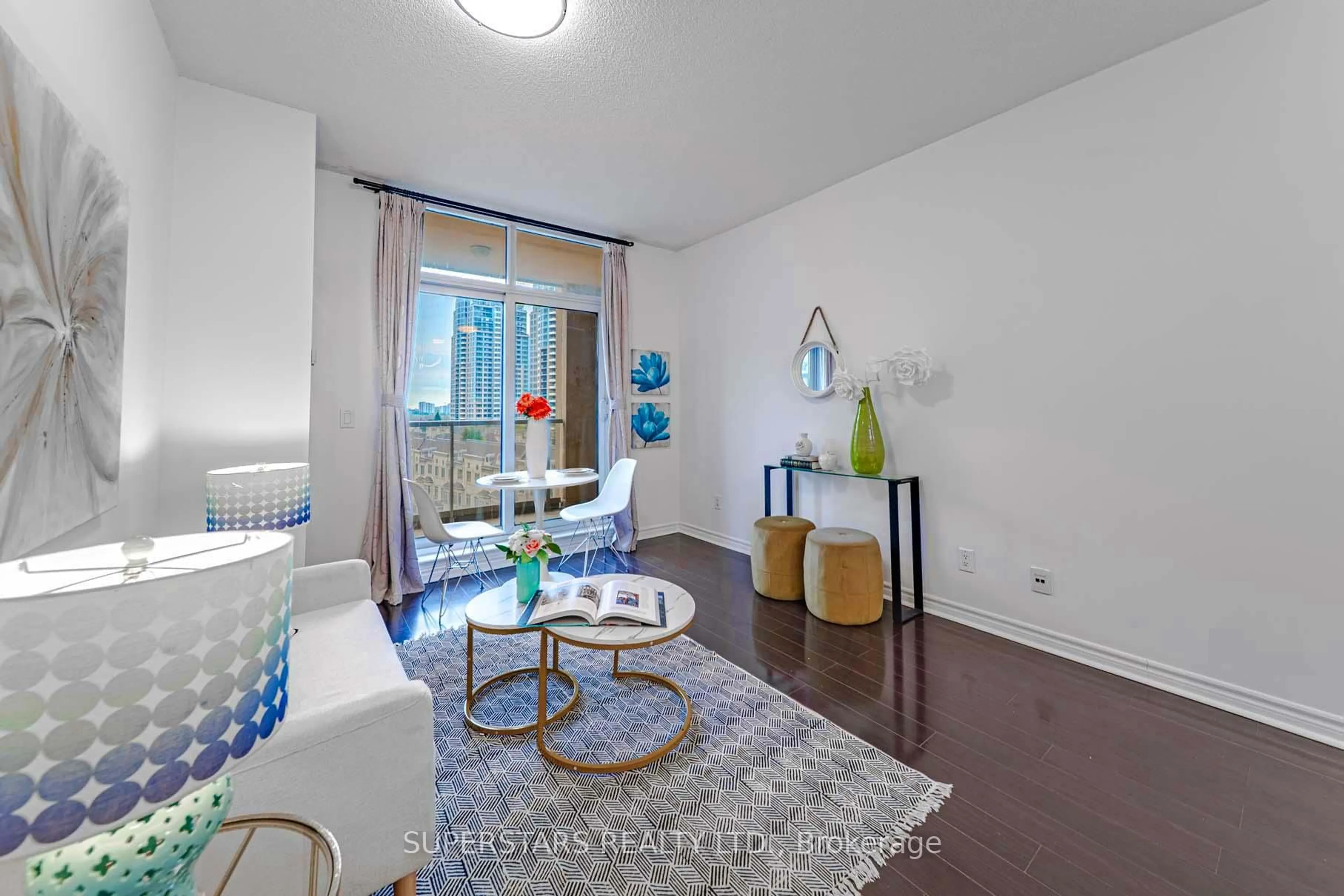 Living room with furniture, unknown for 18 Kenaston Gdns #611, Toronto Ontario M2K 3C7