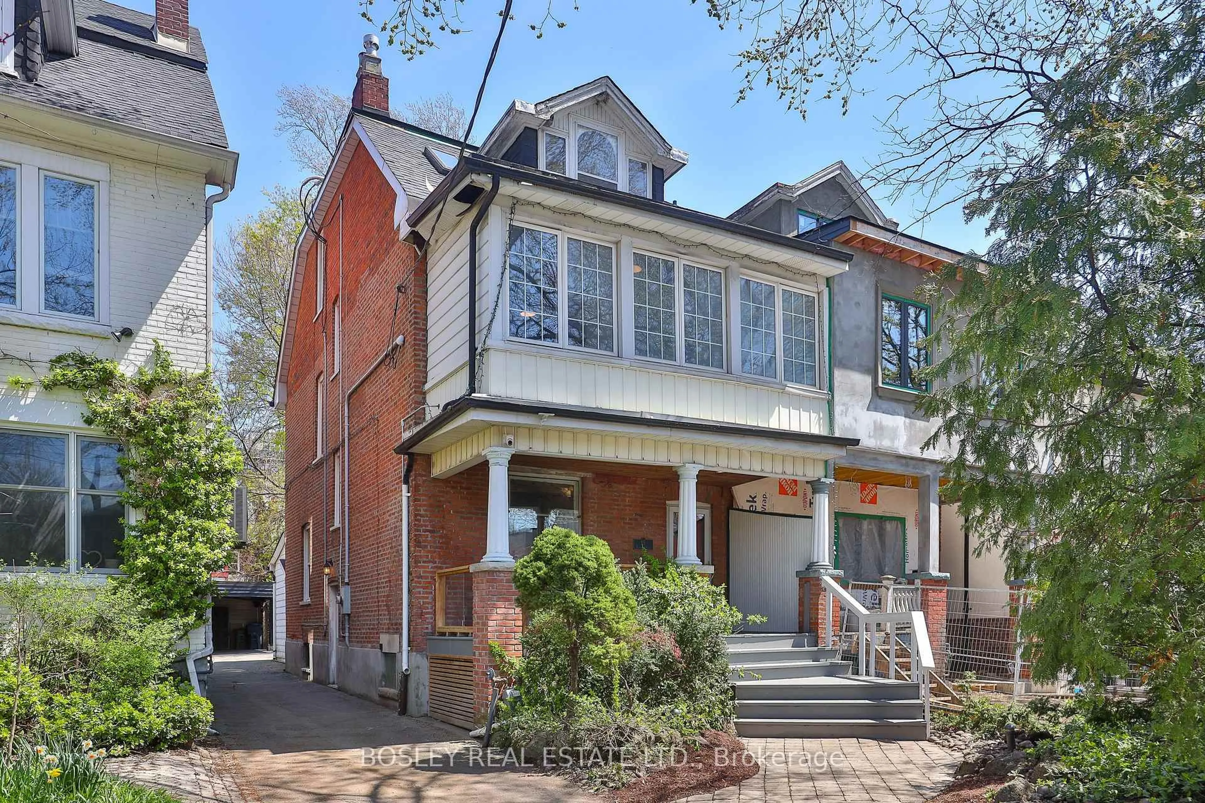 Home with brick exterior material, street for 15 Kendal Ave, Toronto Ontario M5R 1L5