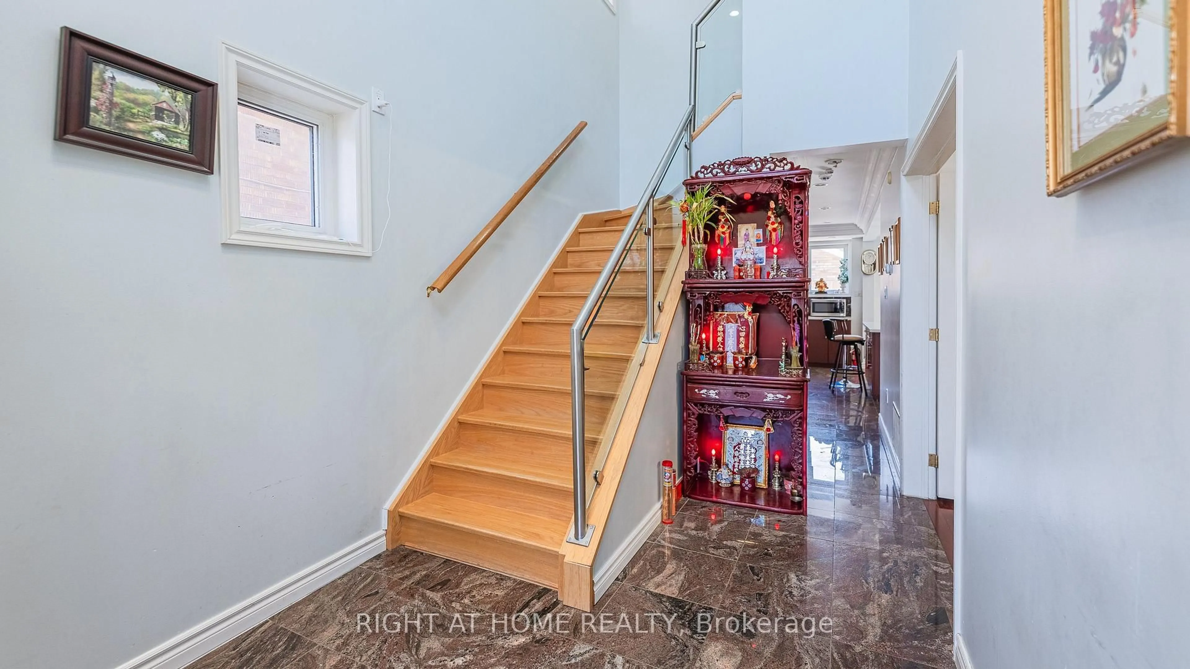 Unknown for 18 Rusholme Rd, Toronto Ontario M6J 3H4