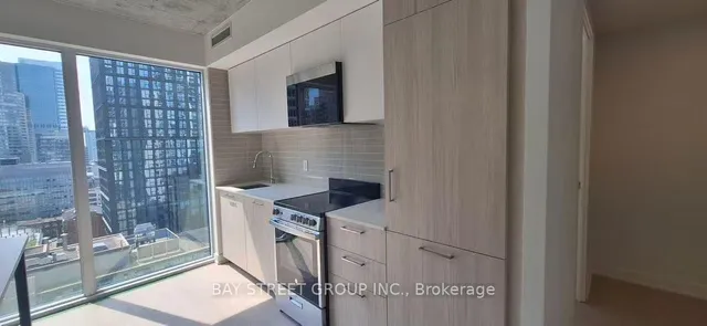 65 Mutual St #1904, Toronto 3