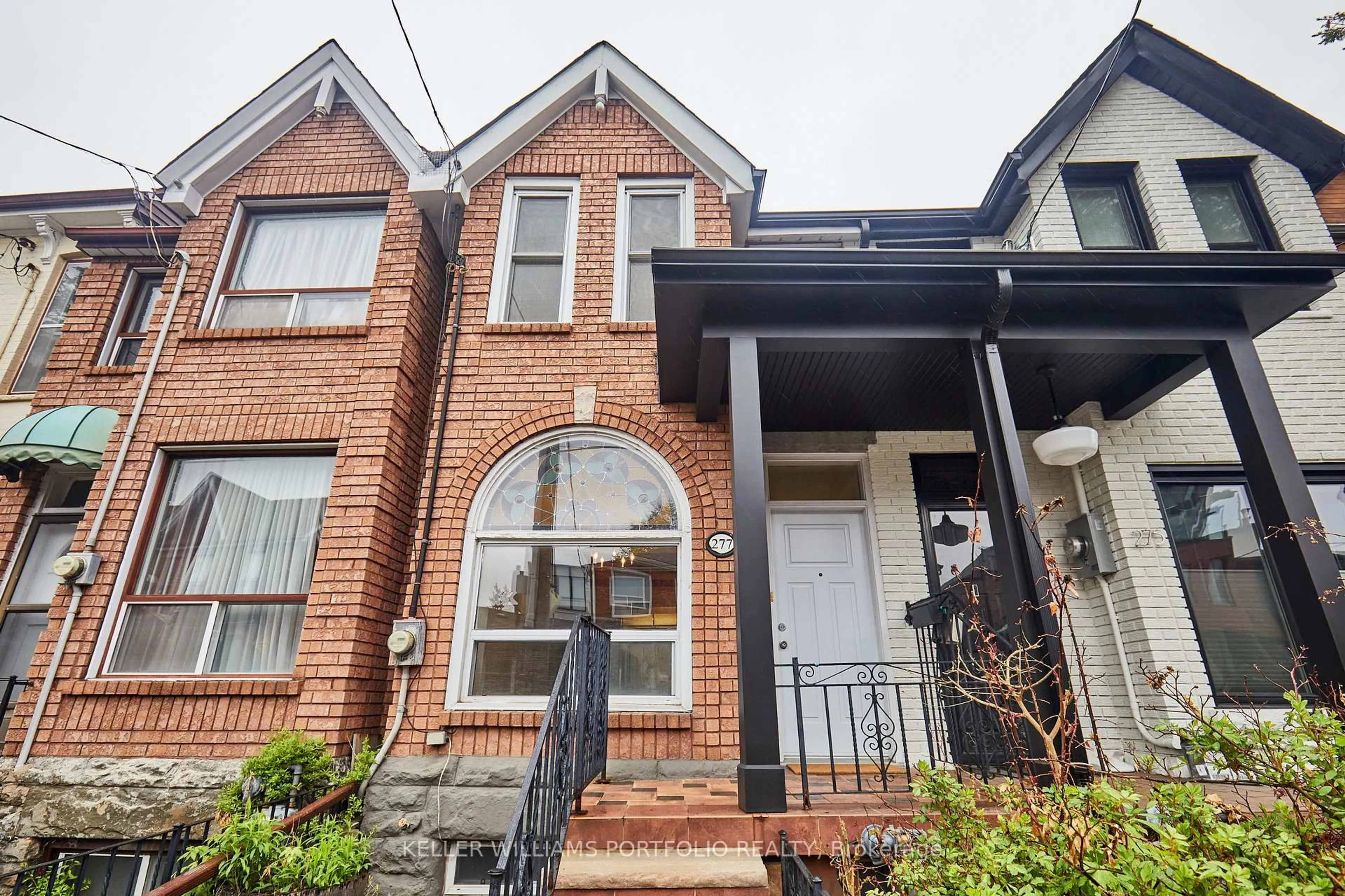 Home with brick exterior material, street for 277 Manning Ave, Toronto Ontario M6J 2K8