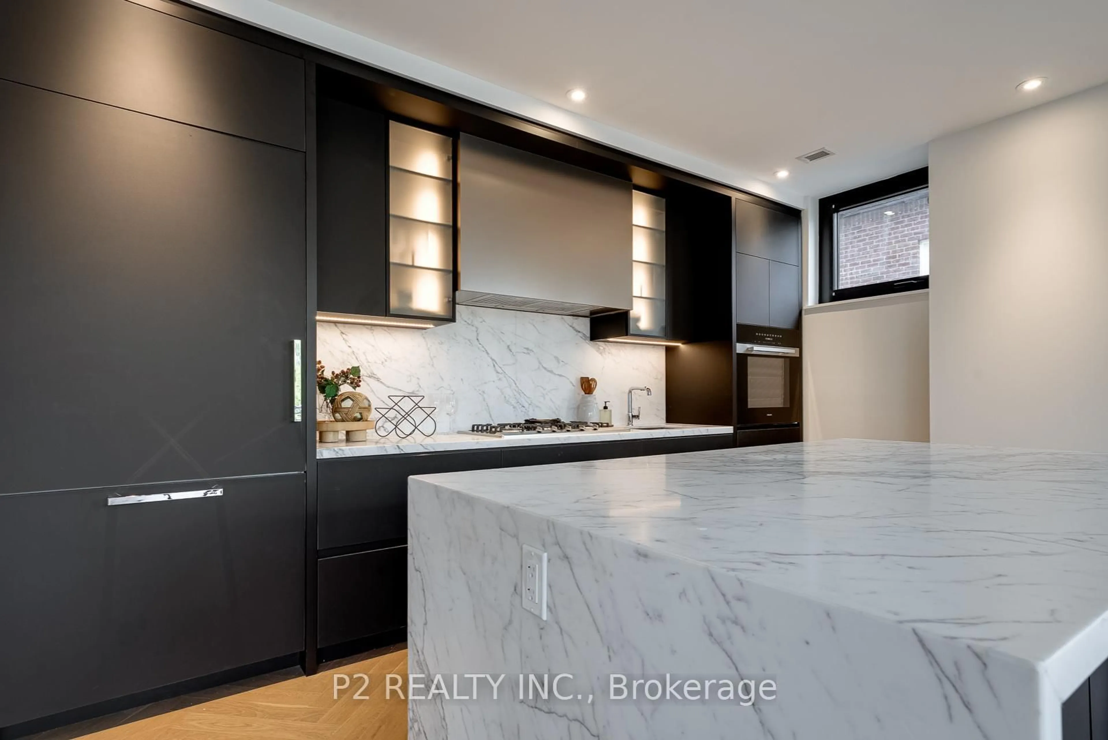 Contemporary kitchen, ceramic/tile floor for 2 Forest Hill Rd #311, Toronto Ontario M4V 2L3