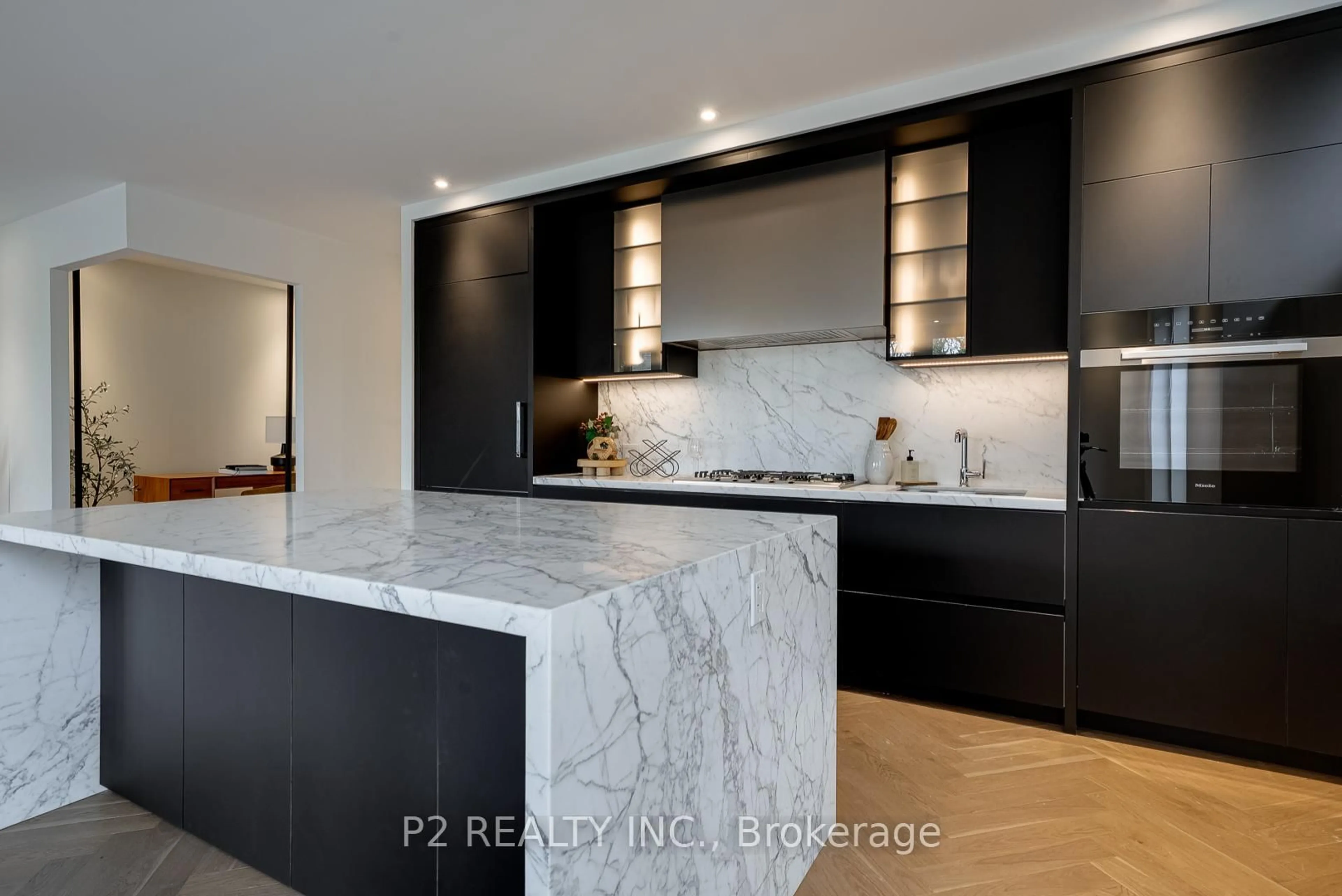 Contemporary kitchen, ceramic/tile floor for 2 Forest Hill Rd #311, Toronto Ontario M4V 2L3