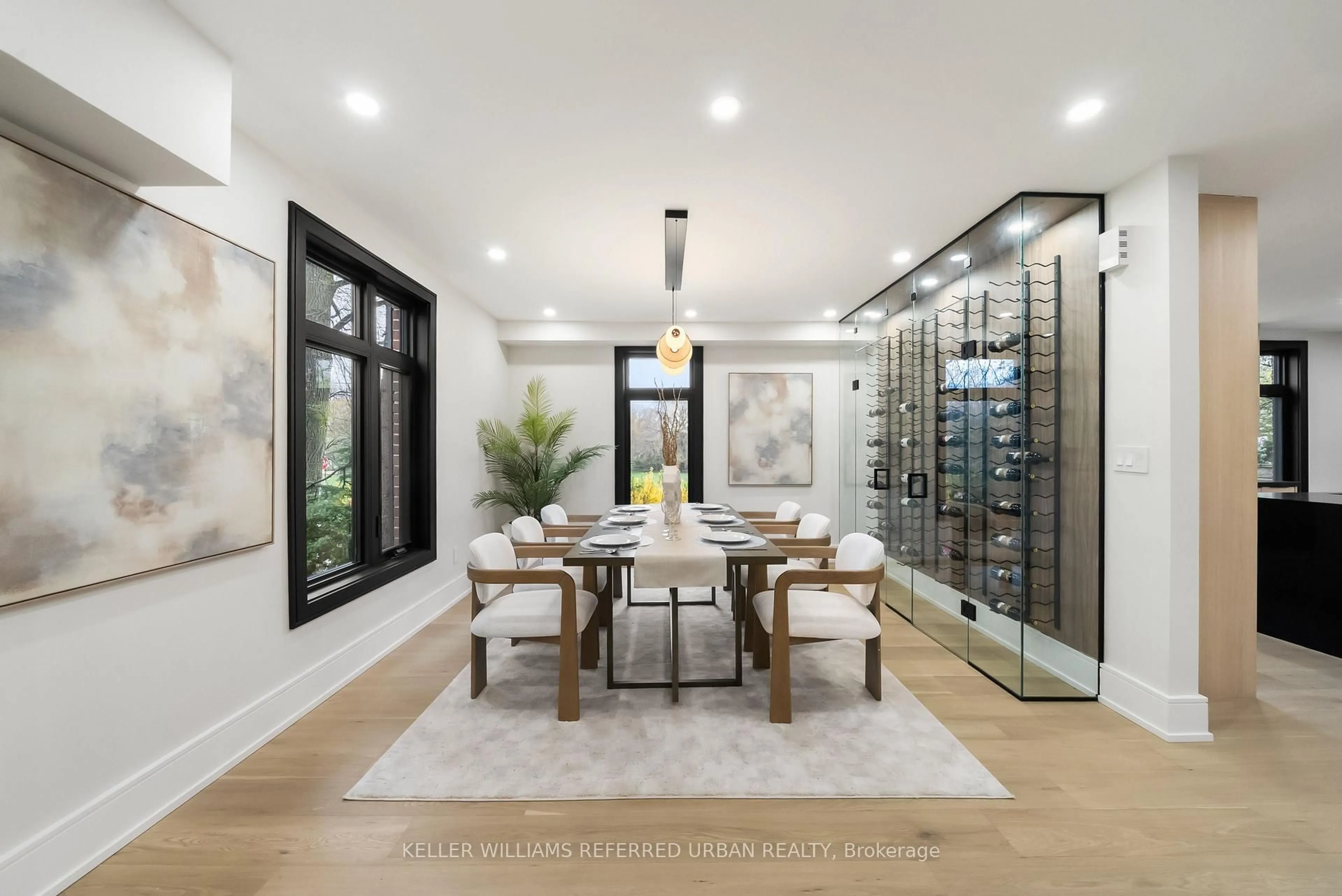 Dining room, unknown for 137 Cheltenham Ave, Toronto Ontario M4N 1R1