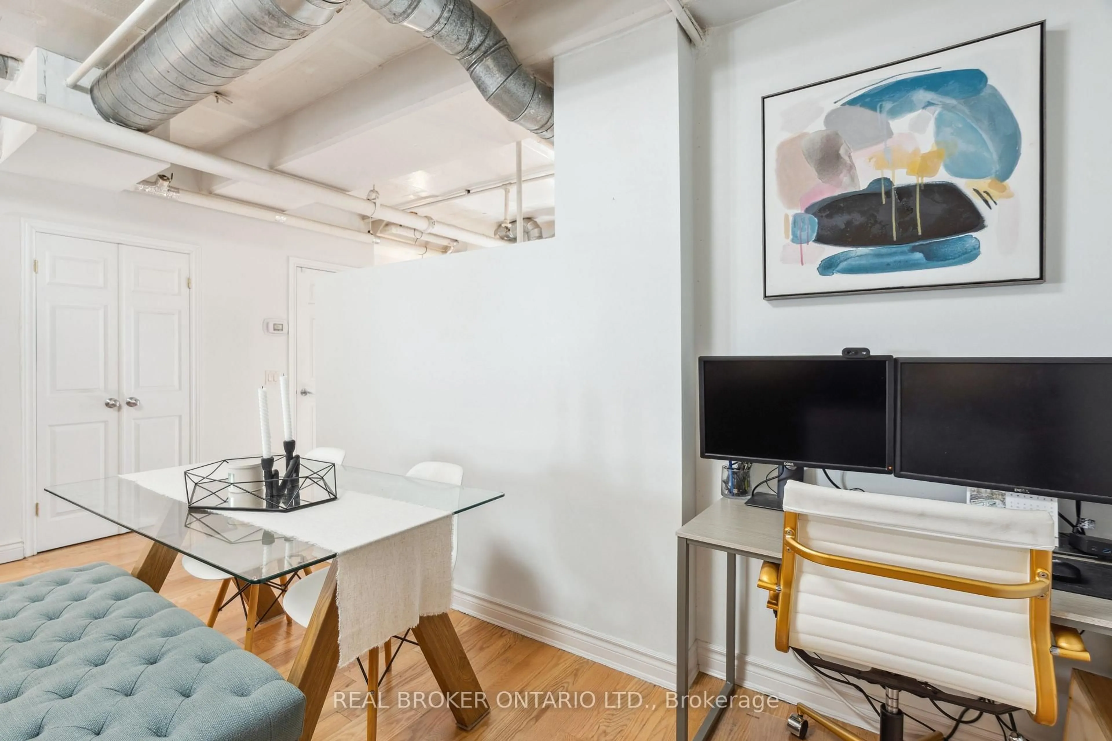 A pic of a room for 78 St Patrick St #146, Toronto Ontario M5T 3K8
