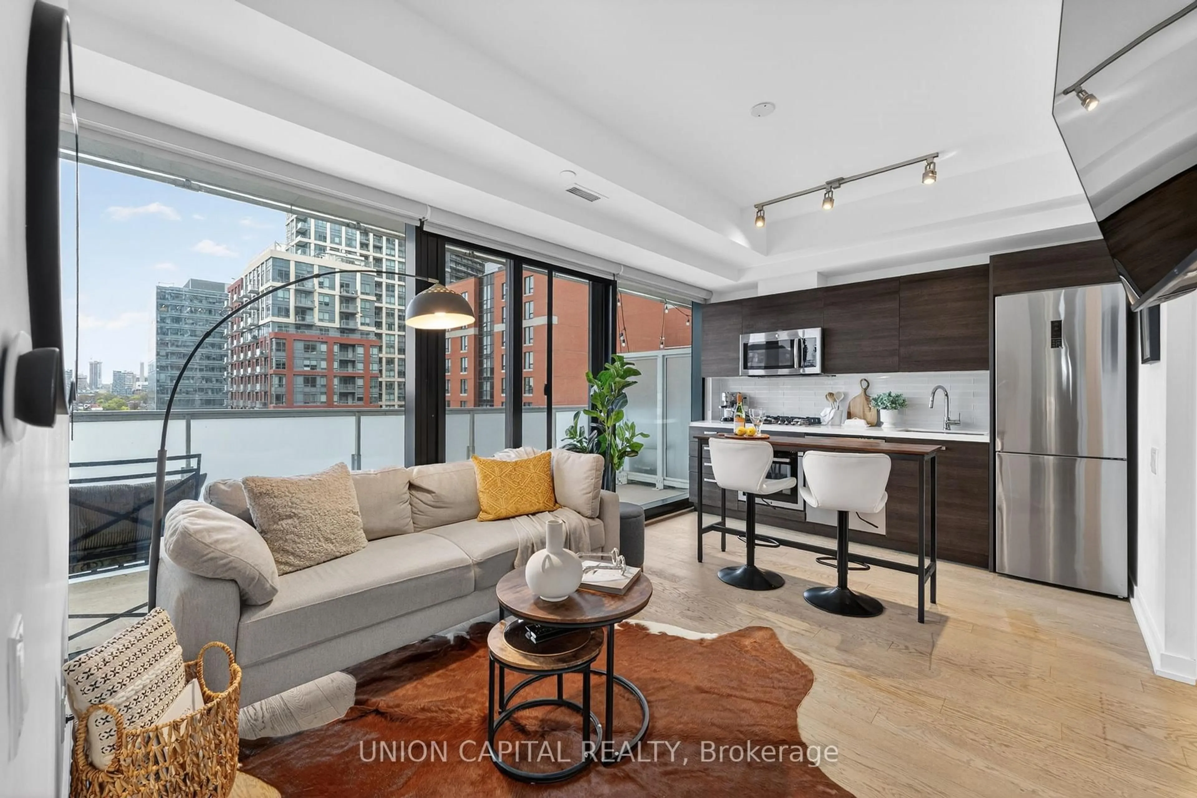 Open concept kitchen, unknown for 11 Charlotte St #1004, Toronto Ontario M5V 0M6