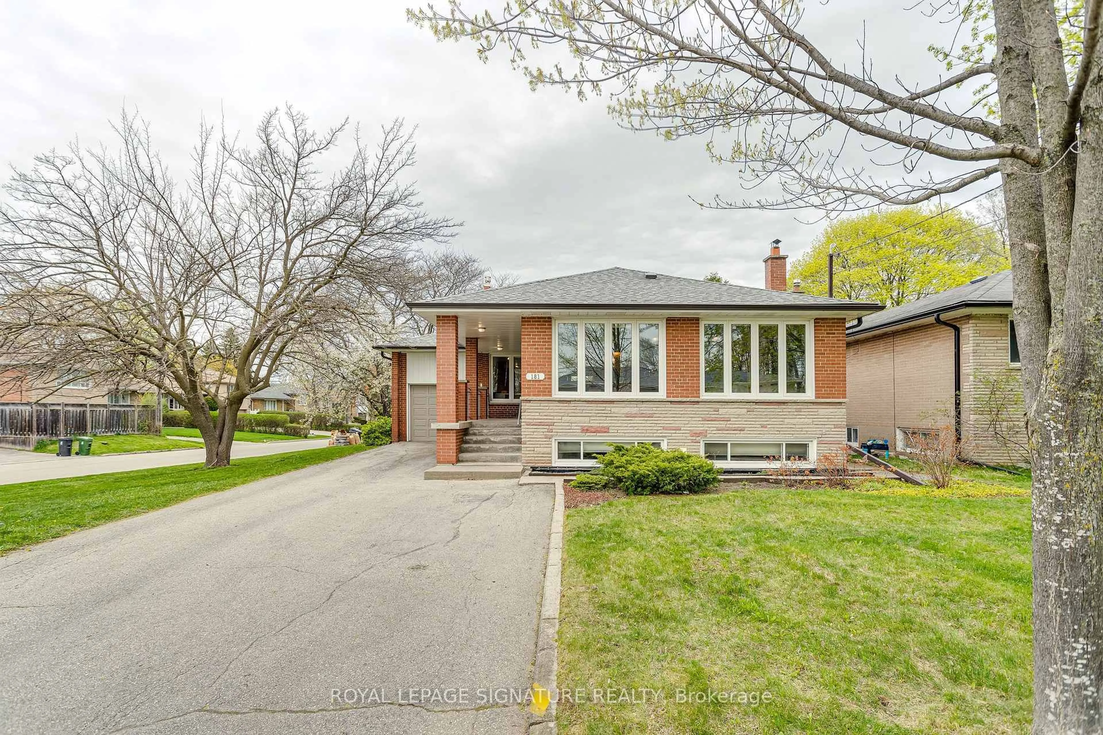 Home with brick exterior material, street for 181 Elder St, Toronto Ontario M3H 5H3